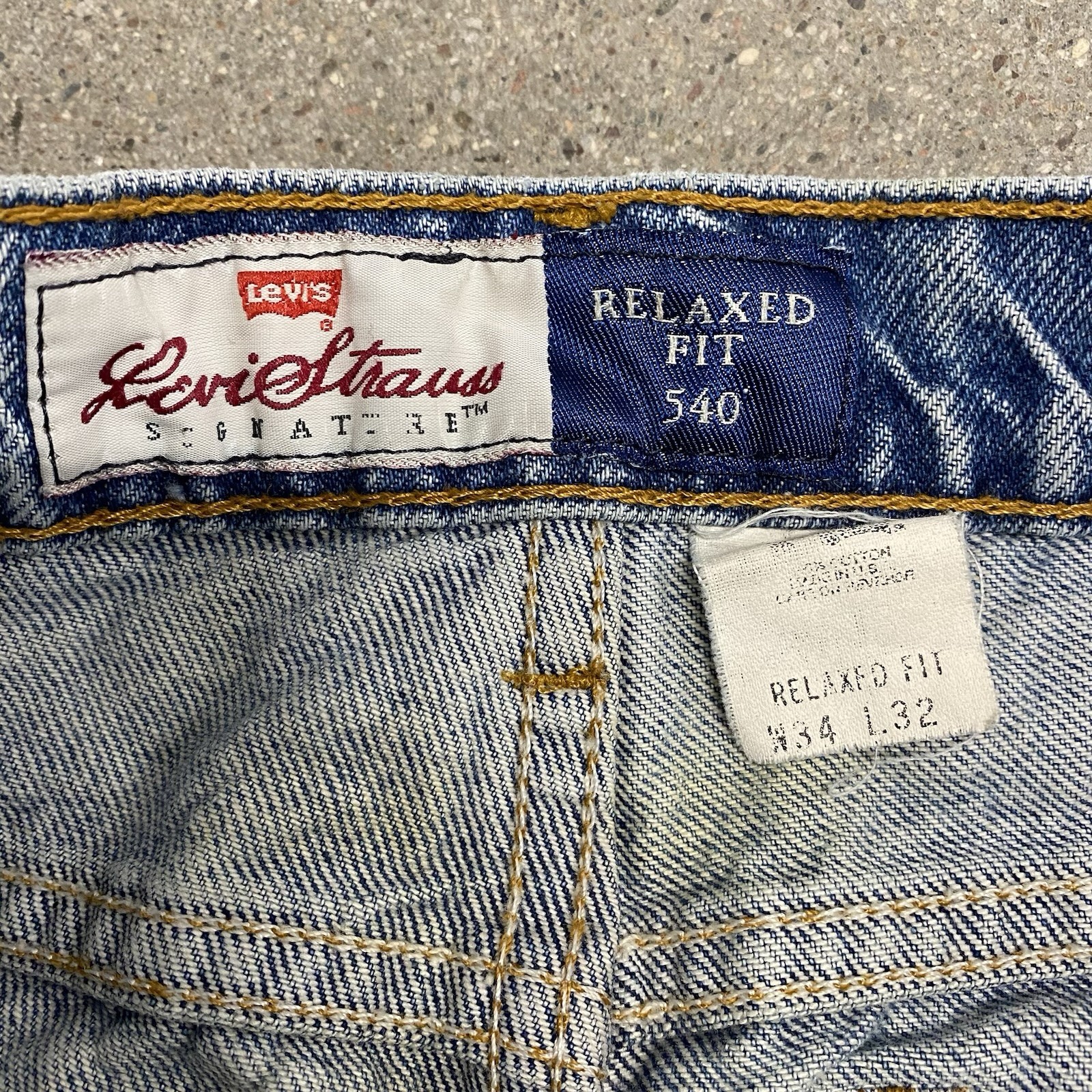 Vtg Levi’s 540 Jeans Relaxed Fit Mens Actual 32×31.5 Blue Medium Wash USA Made