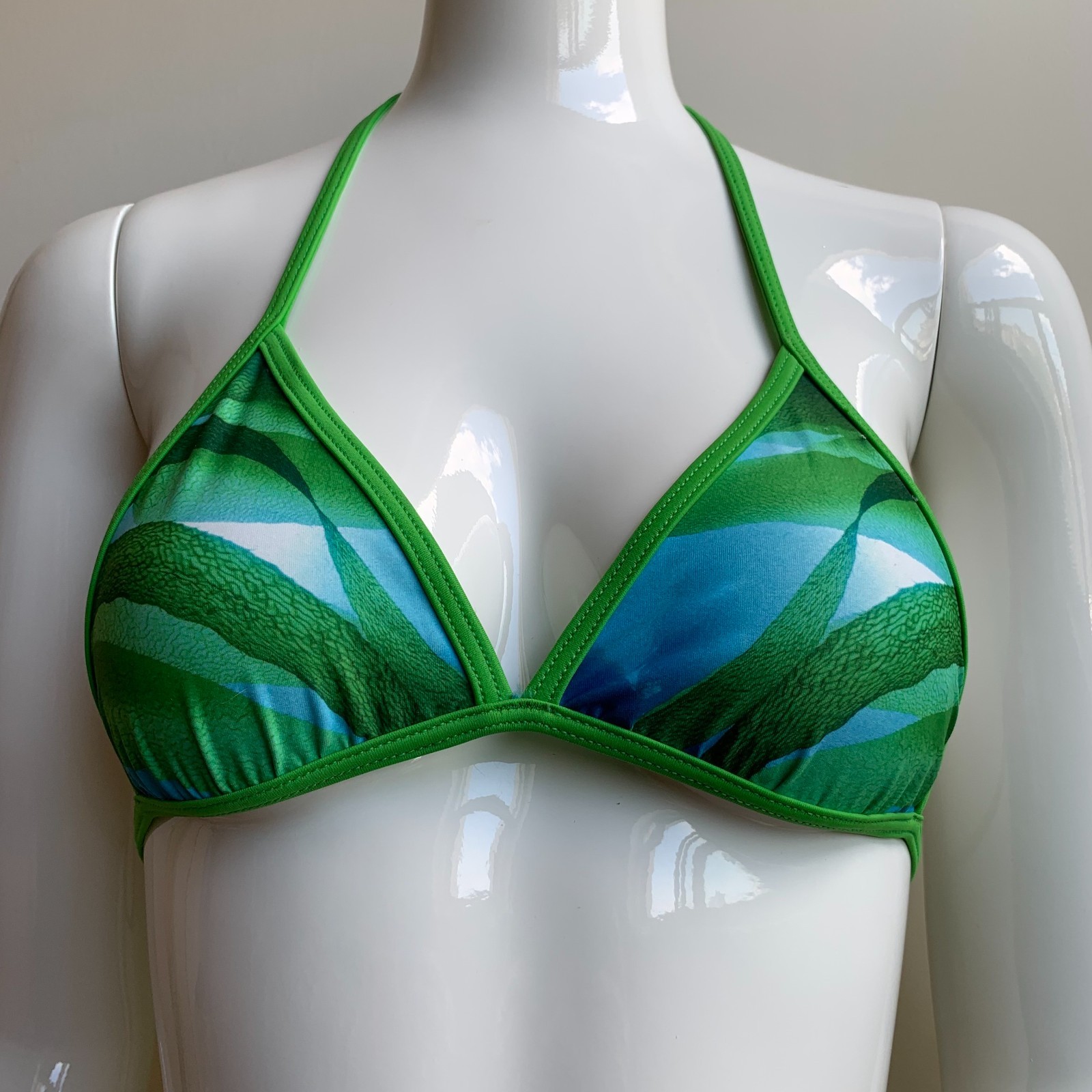 Aaron Chang Vintage Green reversible aqua triangle top tie side Bikini XS
