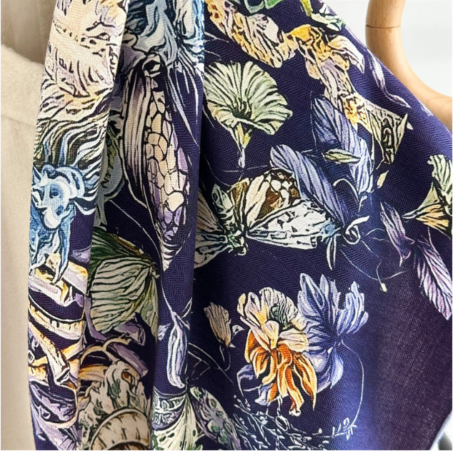 70% cashmere 30% silk Underwater Worldr double sided print square Wrap shawl 53″