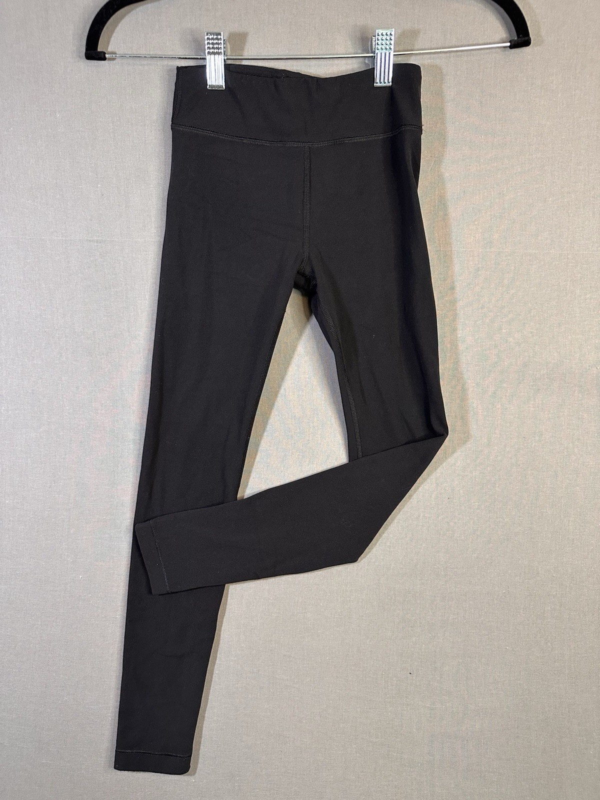 Set of Three 1 NWT ZARA navy cargo 2 Athleta black High Rise Leggings Black