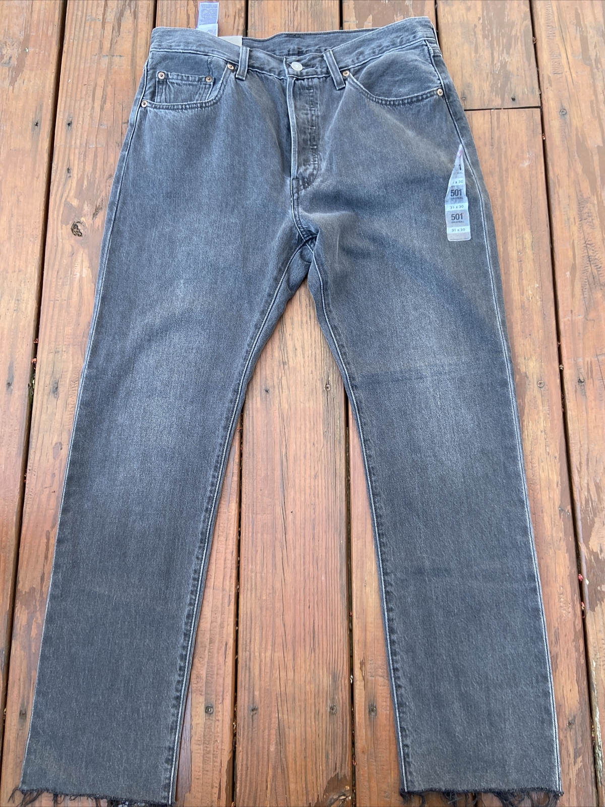 Levi’s 501 Original Straight Leg Cropped Raw Hem Gray Denim Jeans Sixe 31×30 NWT
