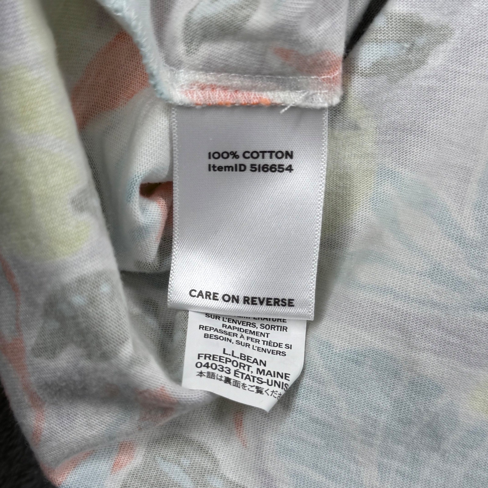LL Bean Signature Tee XL Tropical Leaf Print Shirt Top Colorful Spring Summer
