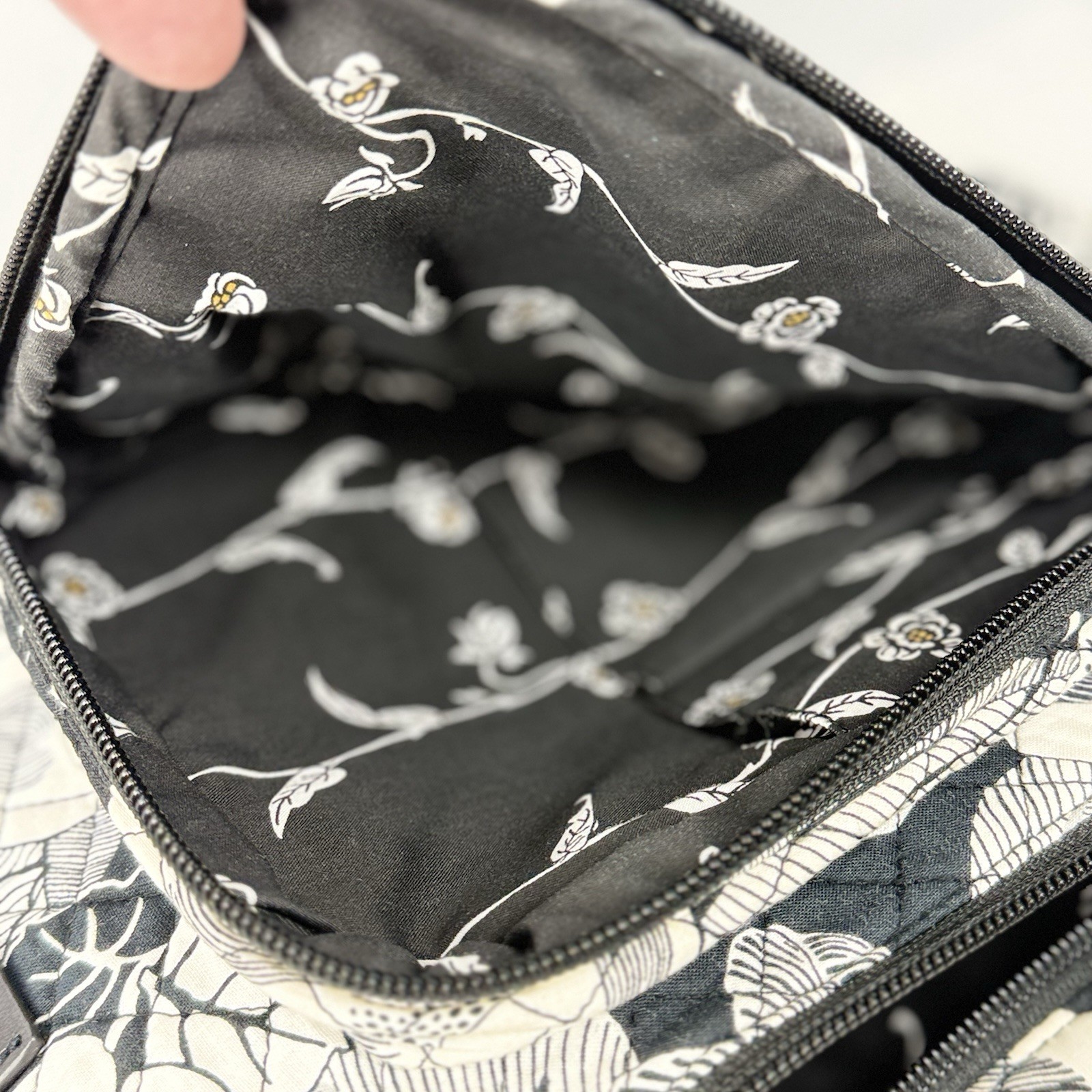 Vera Bradley Sling Pack Quilted Bedford Bloom Black White Floral Boho Travel