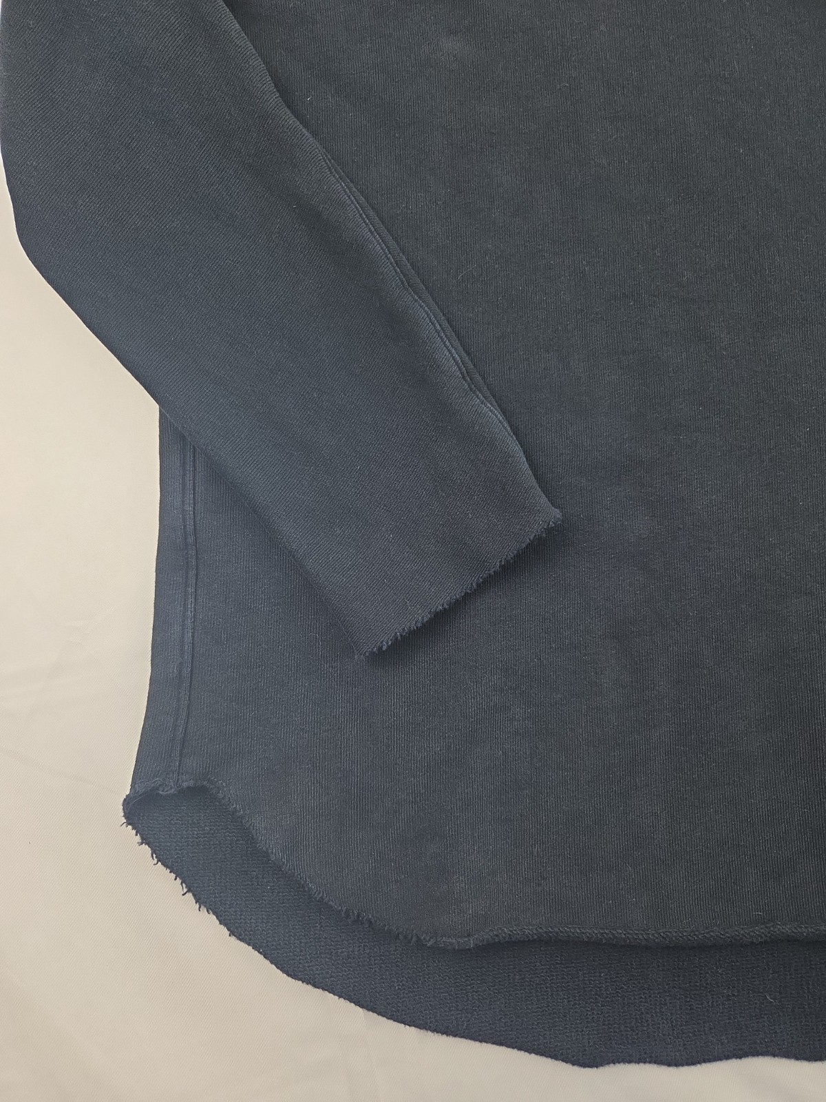 Frank & Eileen Sweatshirt XL Black Effie Capalet Raw-Edge Wide Crewneck