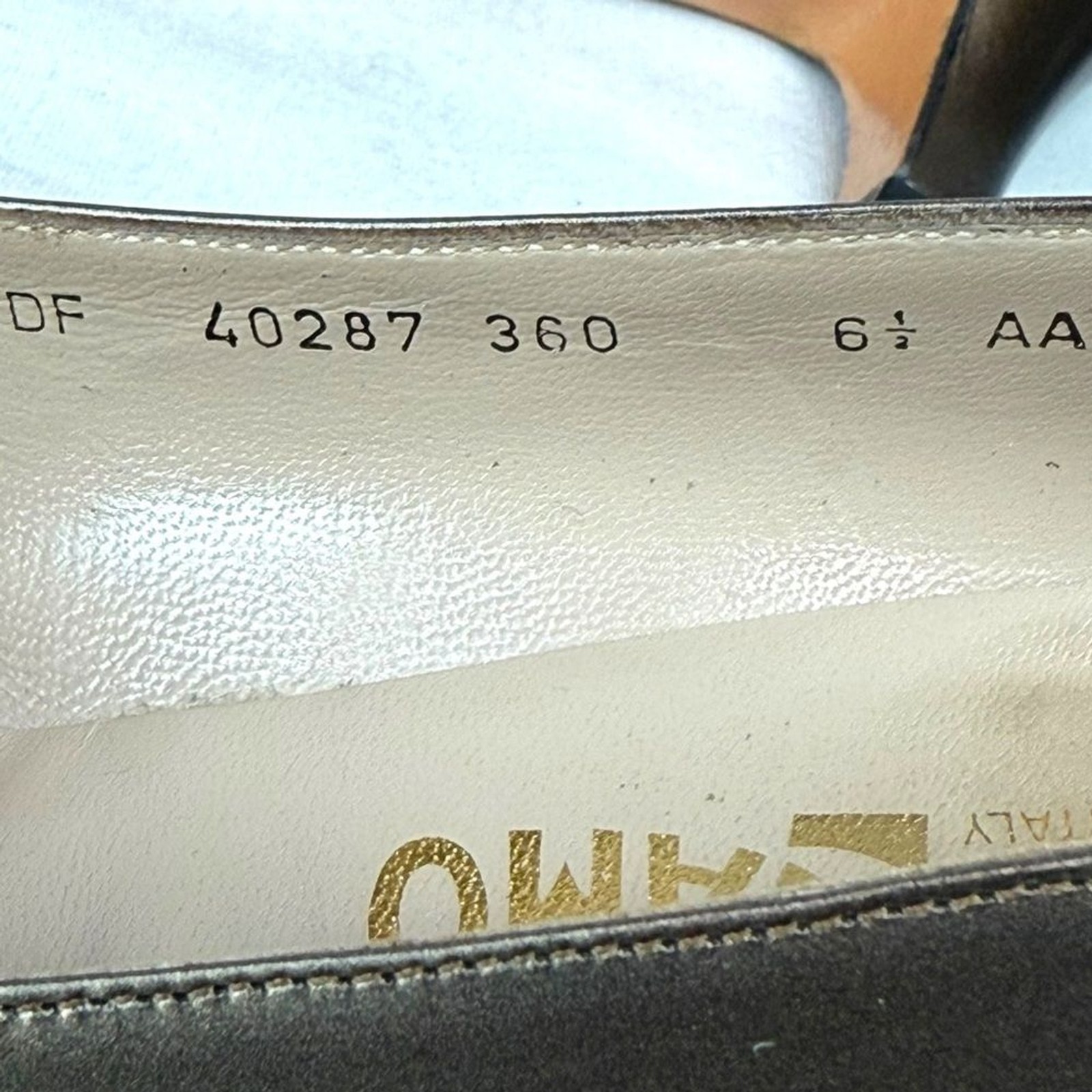 Salvatore Ferragamo Italian Leather Pumps Bronze Luxury Heels 6.5 AA Narrow