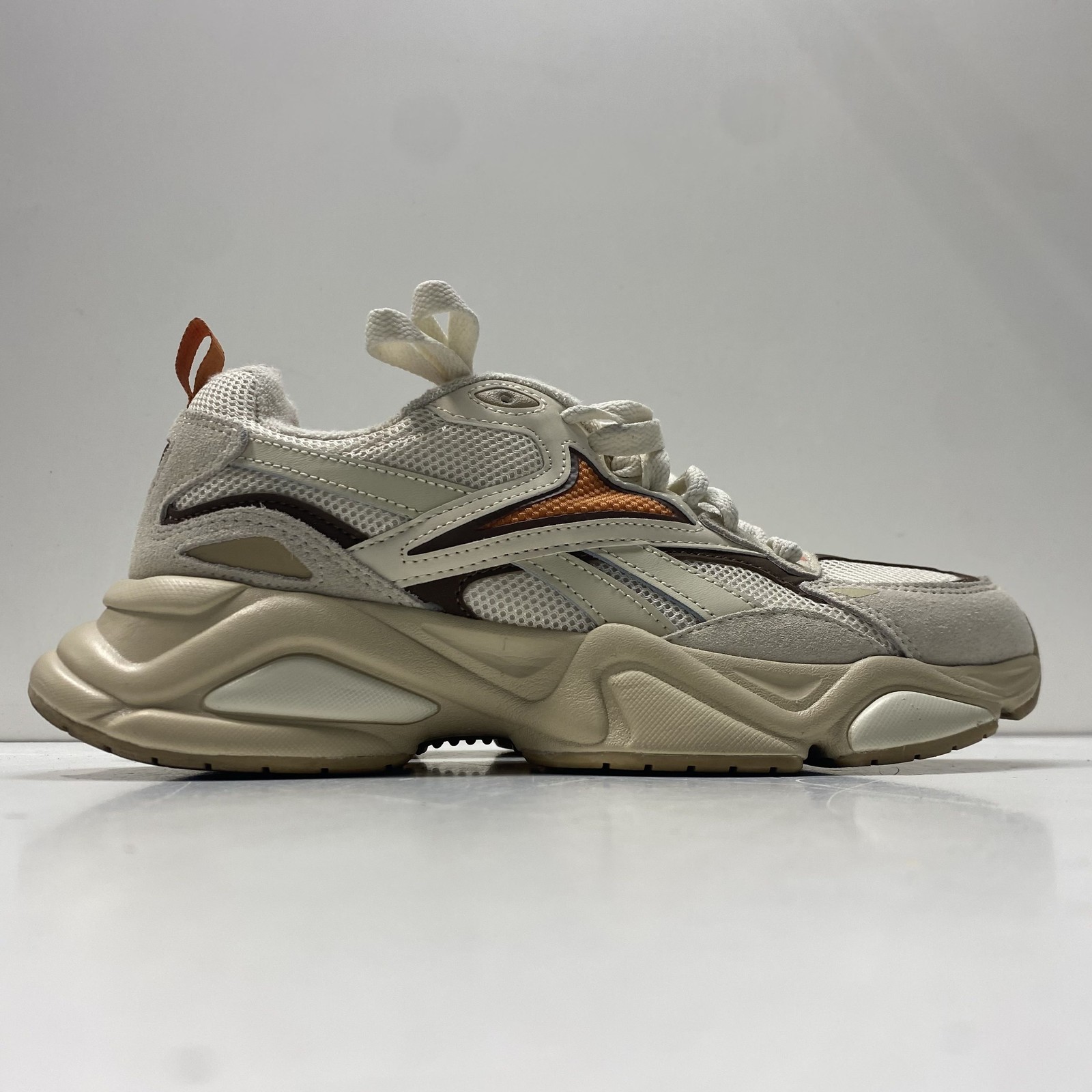 Reebok Royal Pervader White Beige Brown Orange Sneakers Men’s Size 8