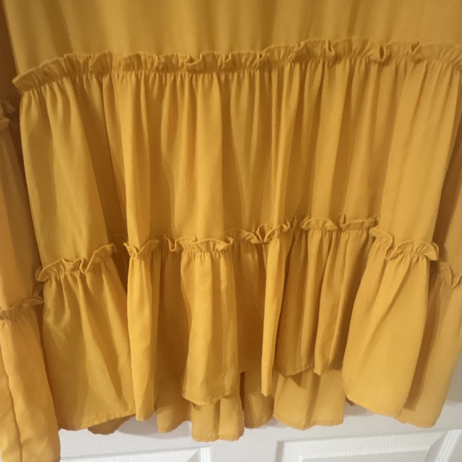 Karen Kane Women’s Yellow Solid V-Neck Ruffle Shift Dress Short M