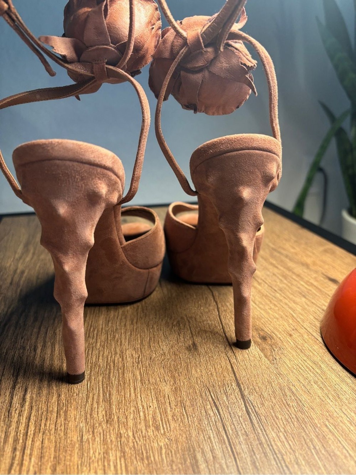 Yves Saint Laurent YSL Heels 35 US 5 Tan Suede Rosette Flower Ankle Tie Platform