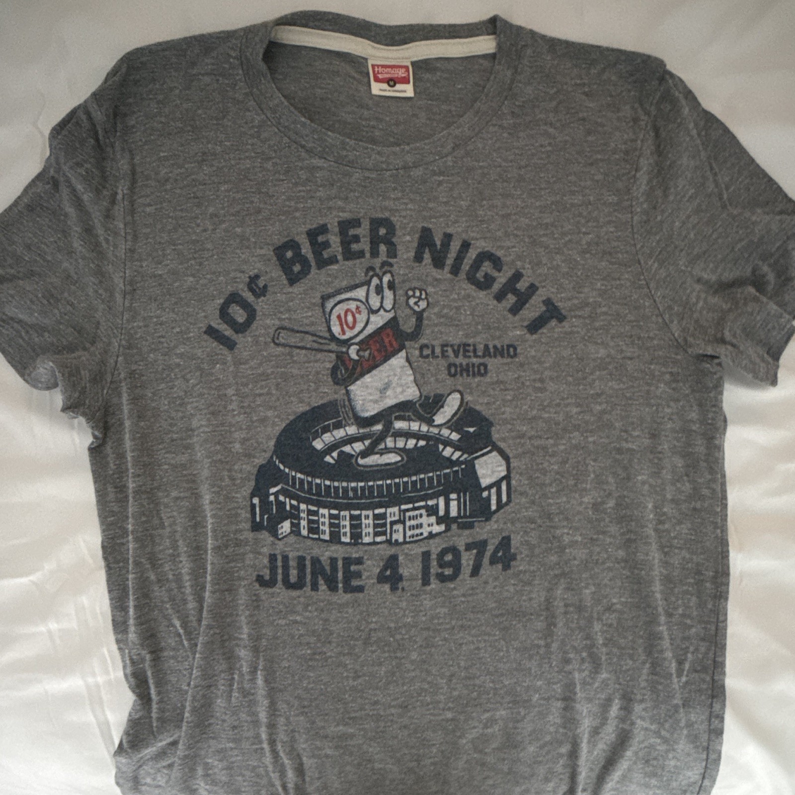 Homage 10 Cent Beer Night T Shirt Mens Size Medium Gray Cleveland Ohio