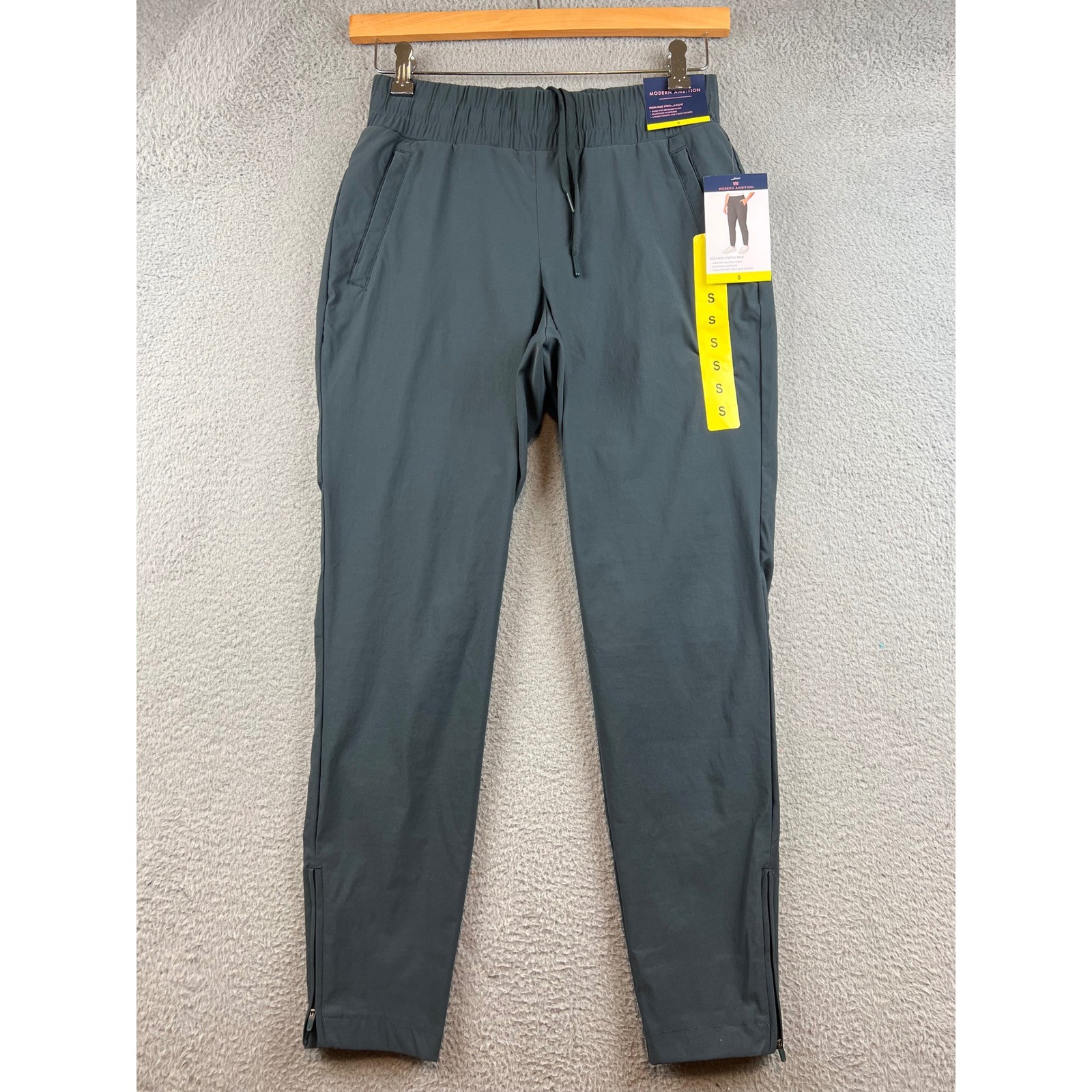NWT Modern Ambition Womens High-Rise Stretch Pant Recycled Nylon Gray Small