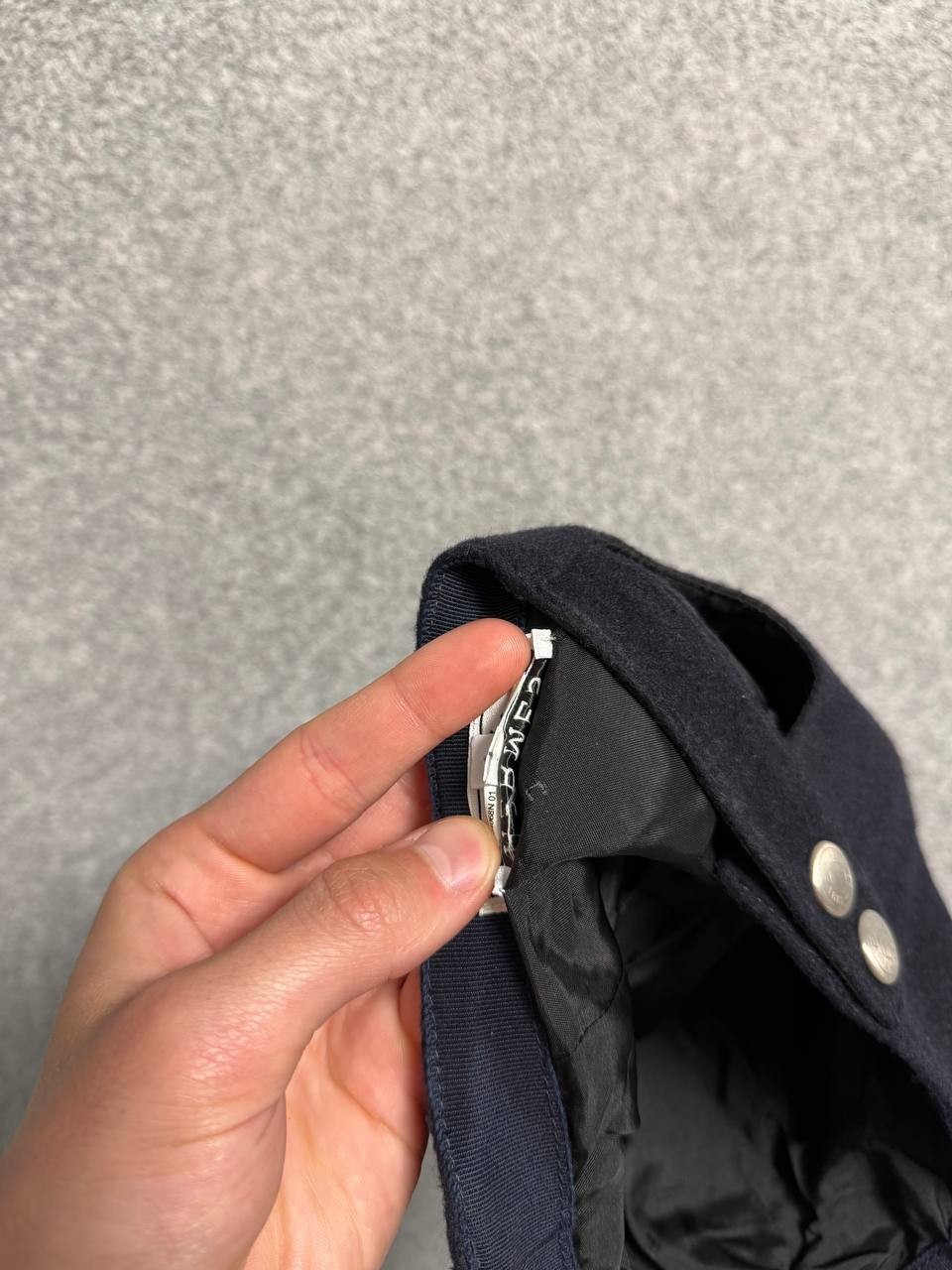 Hermès Cashmere cap, size 60, dark blue, close to black