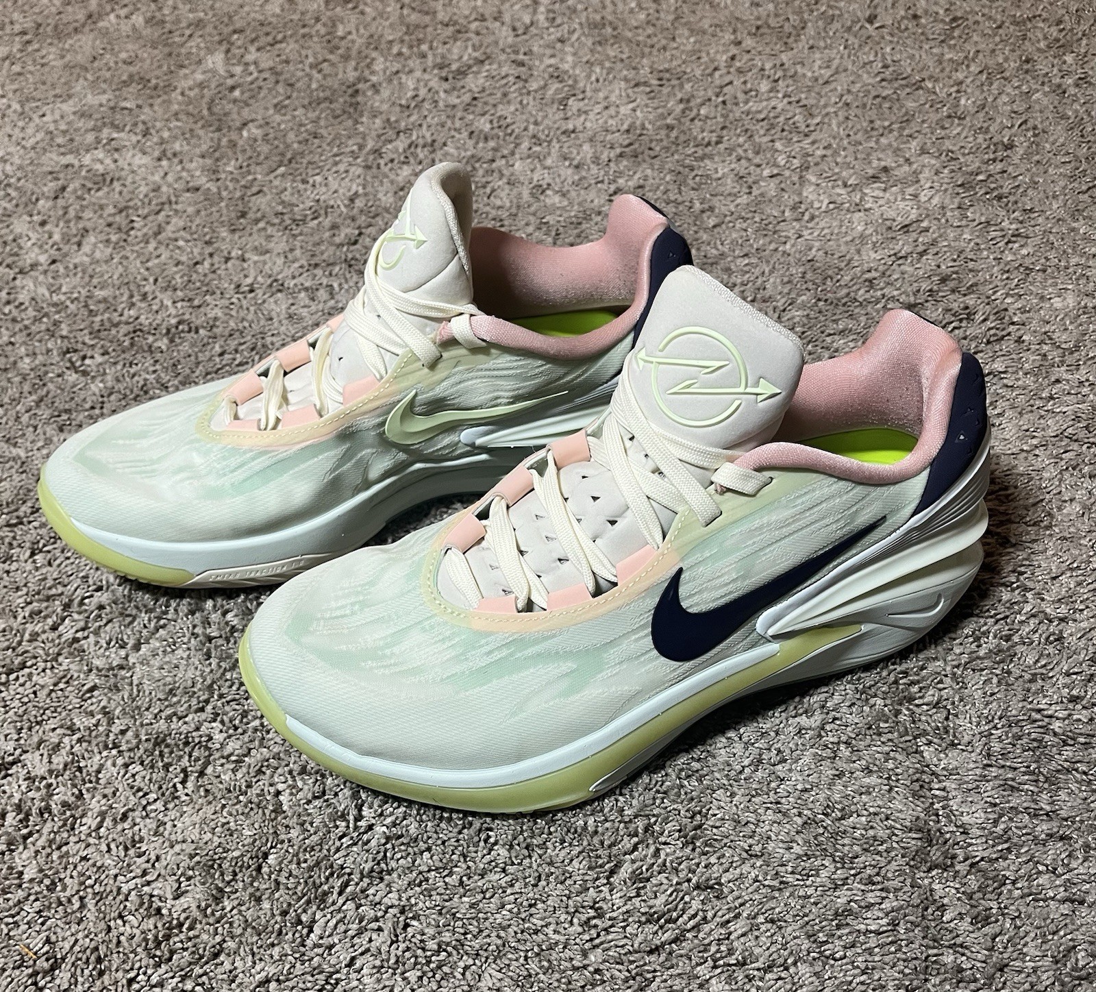 Nike Shoes Mens Size 10 Gt Cut 2 “Better You”Rare Green Pink Basketball Sneaker