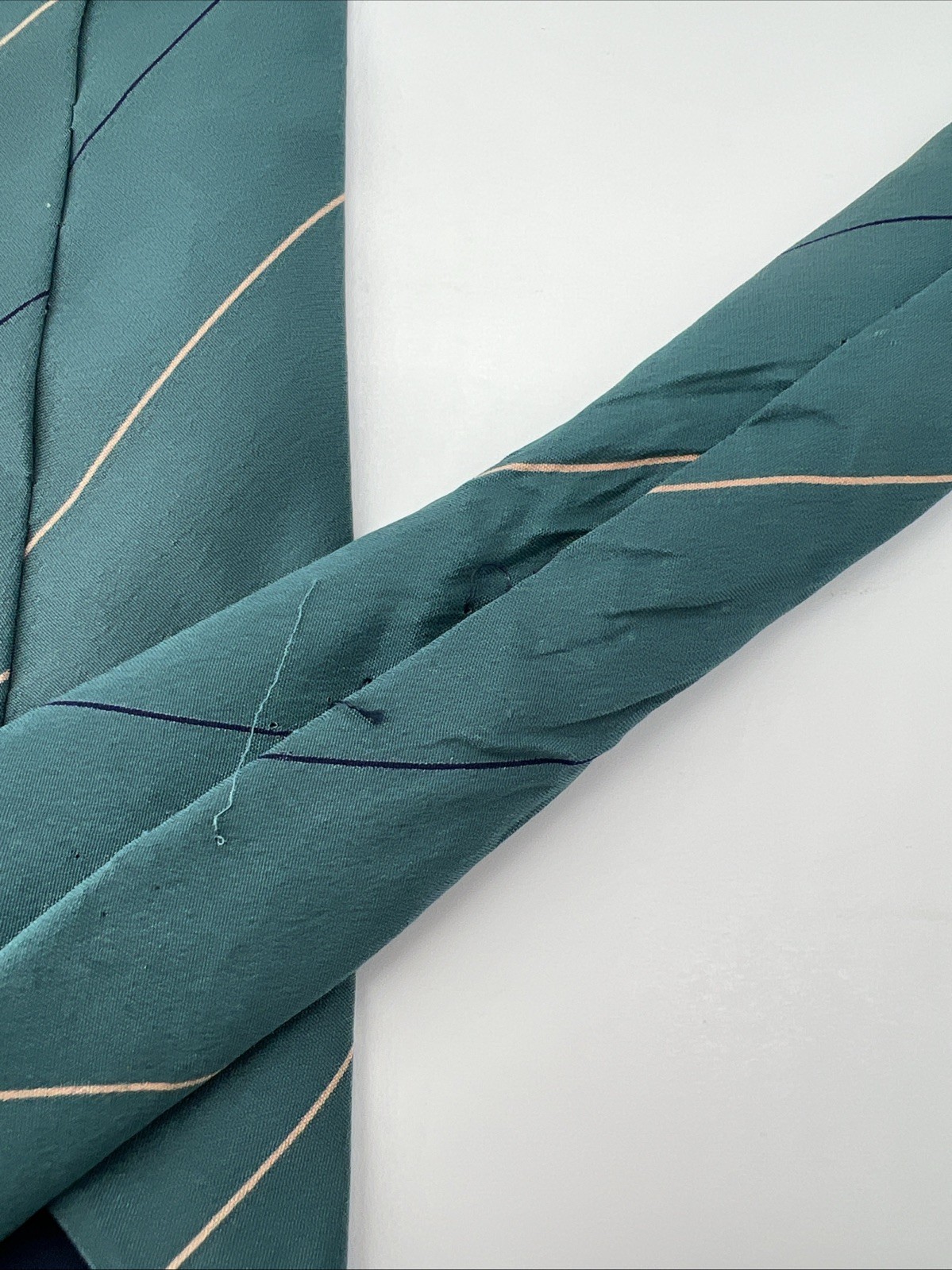 Ermenegildo Zegna 100% Silk Tie Green Striped 58.5 x 3.25″ Made In Italy