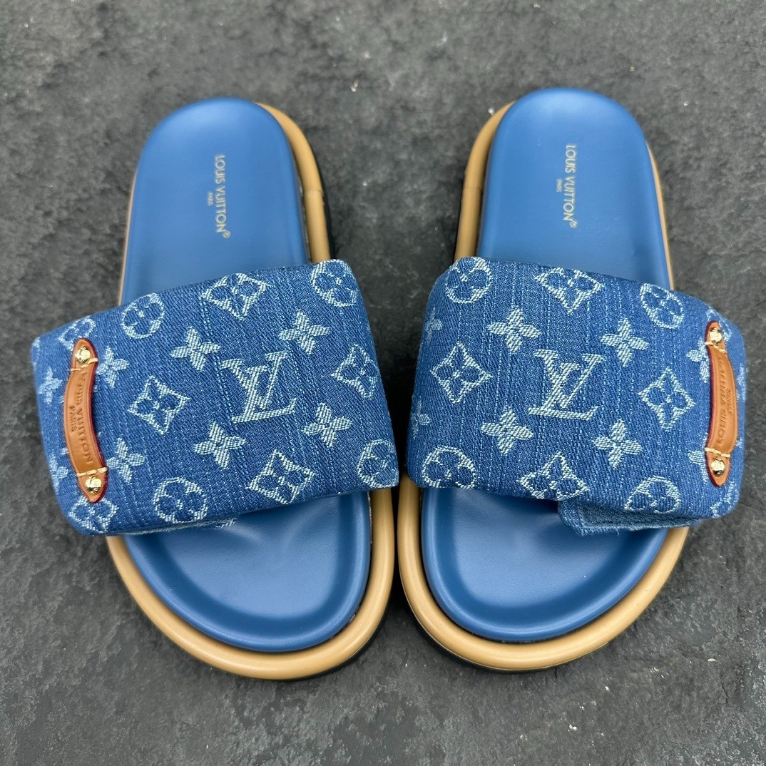 New Louis Vuitton POOL PILLOW COMFORT men’s flat sandals with box included