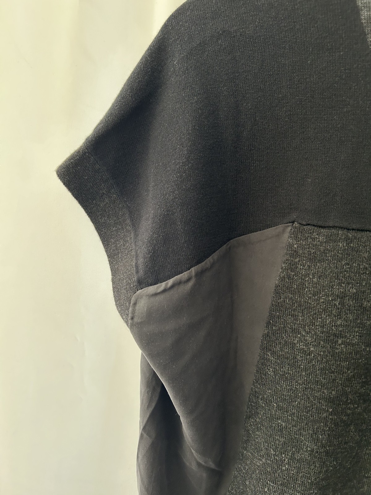 All Saints Calvo Charcoal Mixed Texture Dropped Sleeve Wool & Silk Top – Size 4