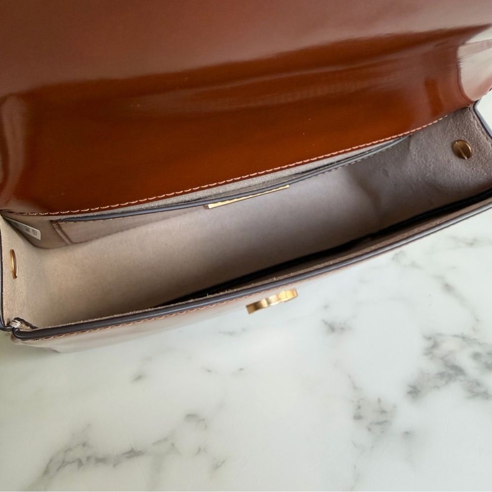 Tory Burch Robinson Spazzolato Leather Shoulder Bag Dark Sienna Brown Patent