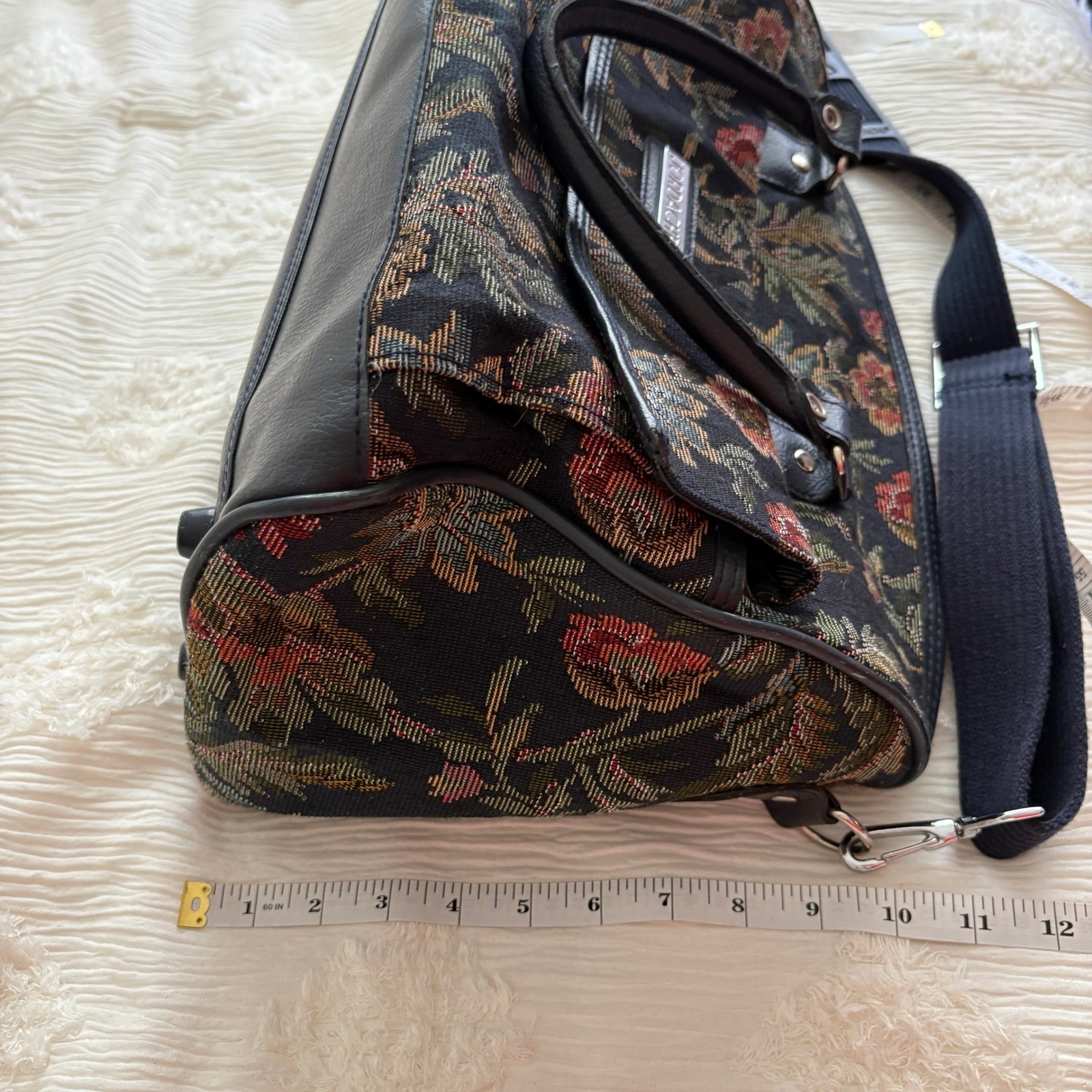 Jordache Floral Tapestry Weekender Bag Black Vtg Multi Travel Duffel Carry On