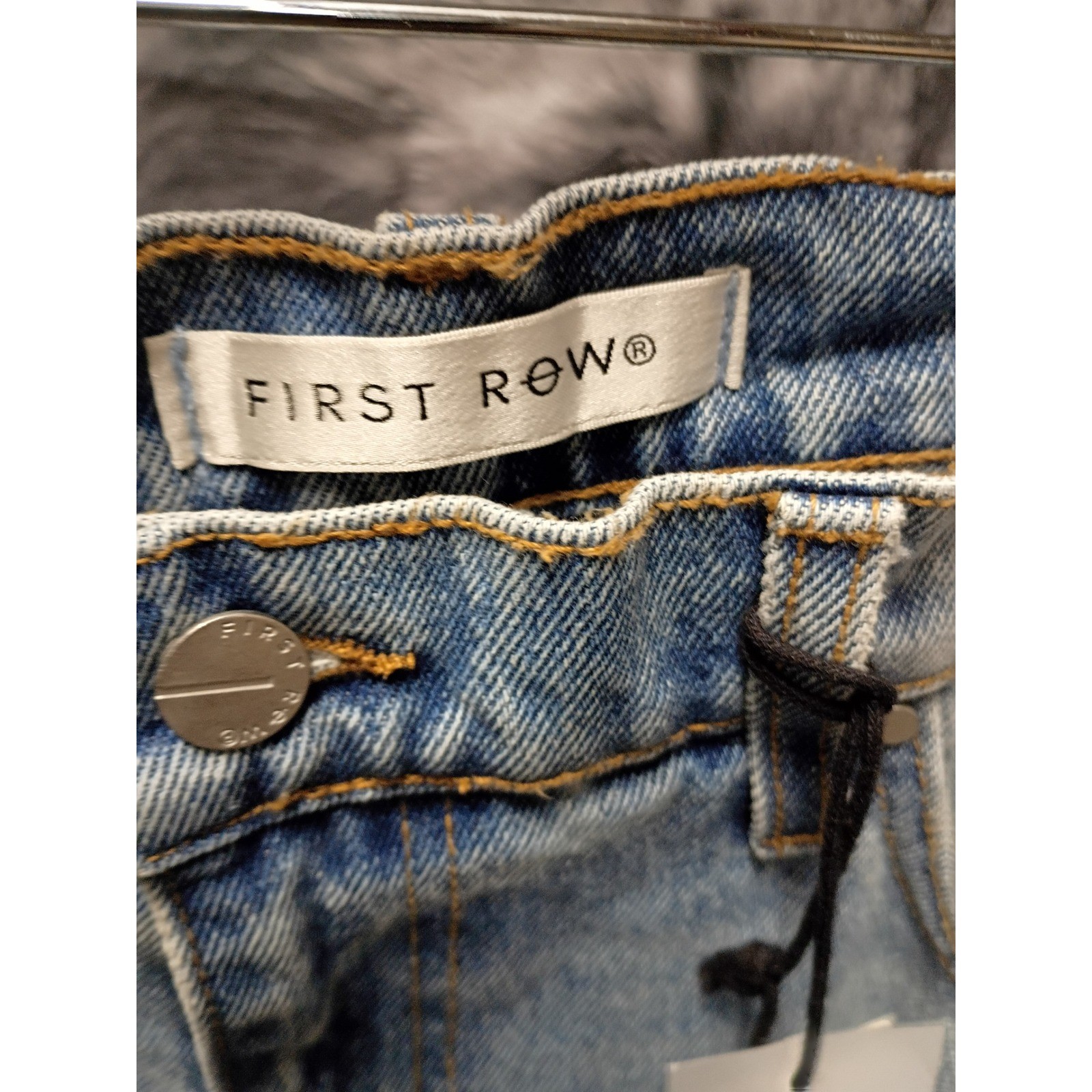 First Row Relaxed Flare Distressed Jeans Light Wash USA Flag Size 34 NWT