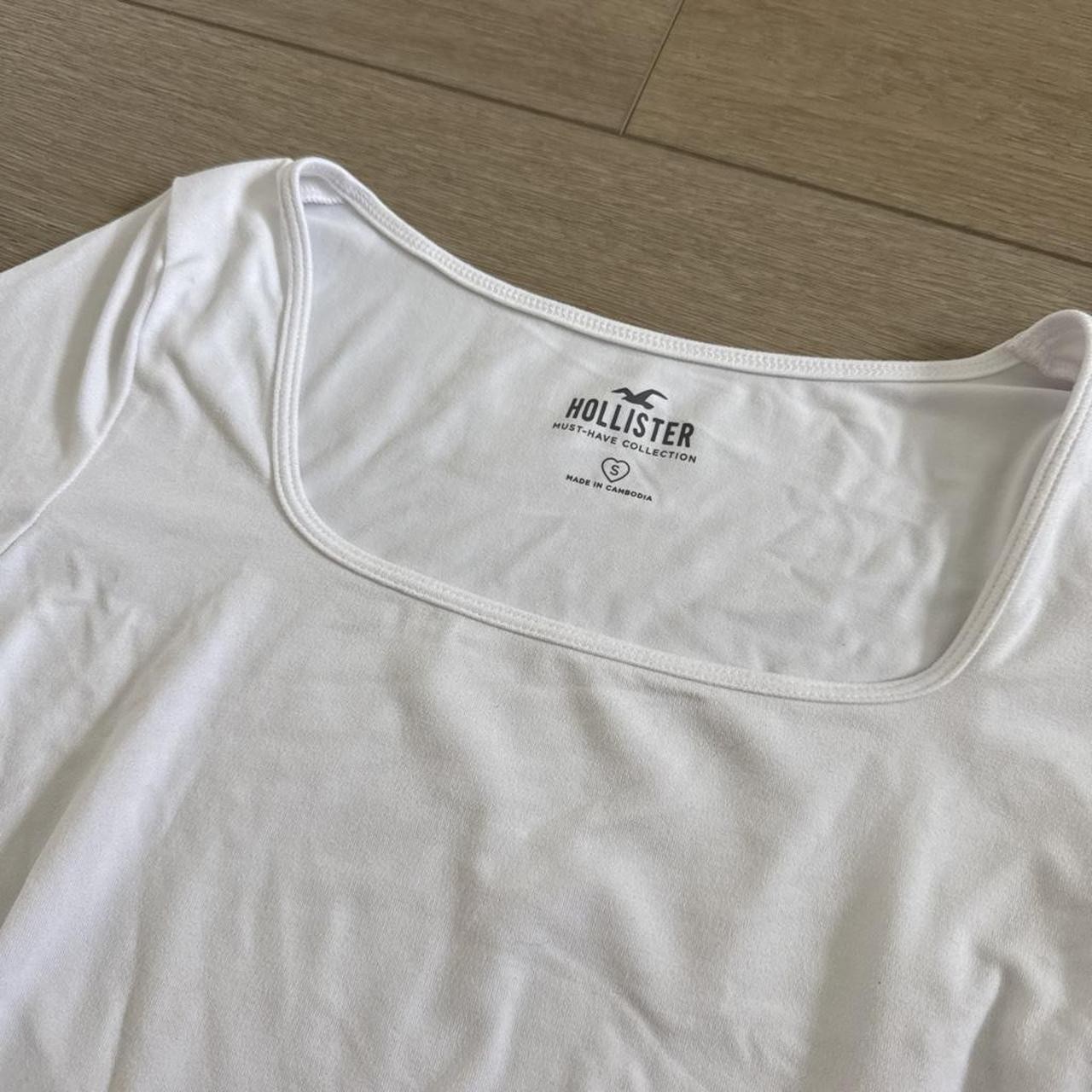 White Hollister long sleeve square neck top #hollister