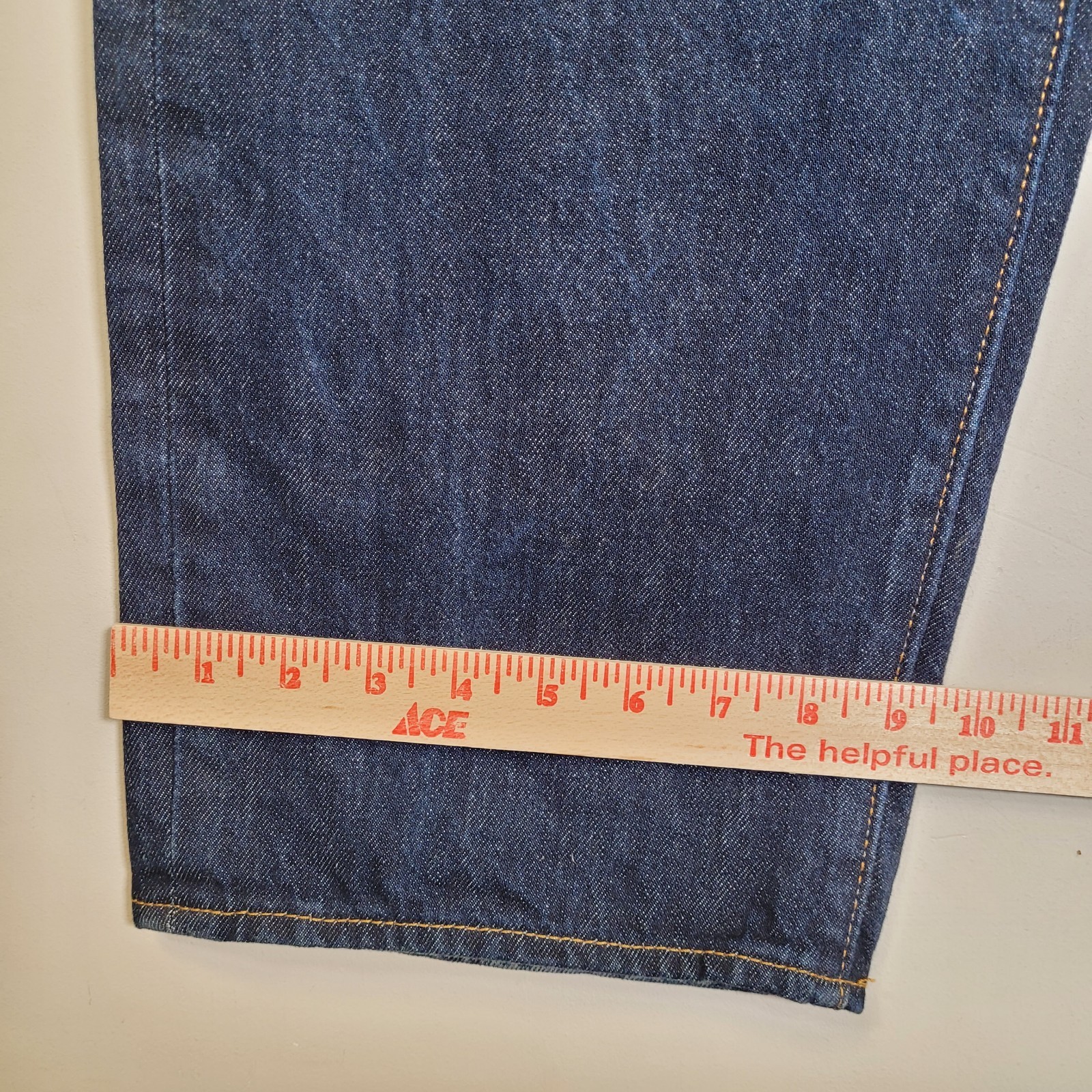 Levis 568 Loose Straight Jeans Mens 36×30 Medium Wash Blue Denim Pants EUC Baggy
