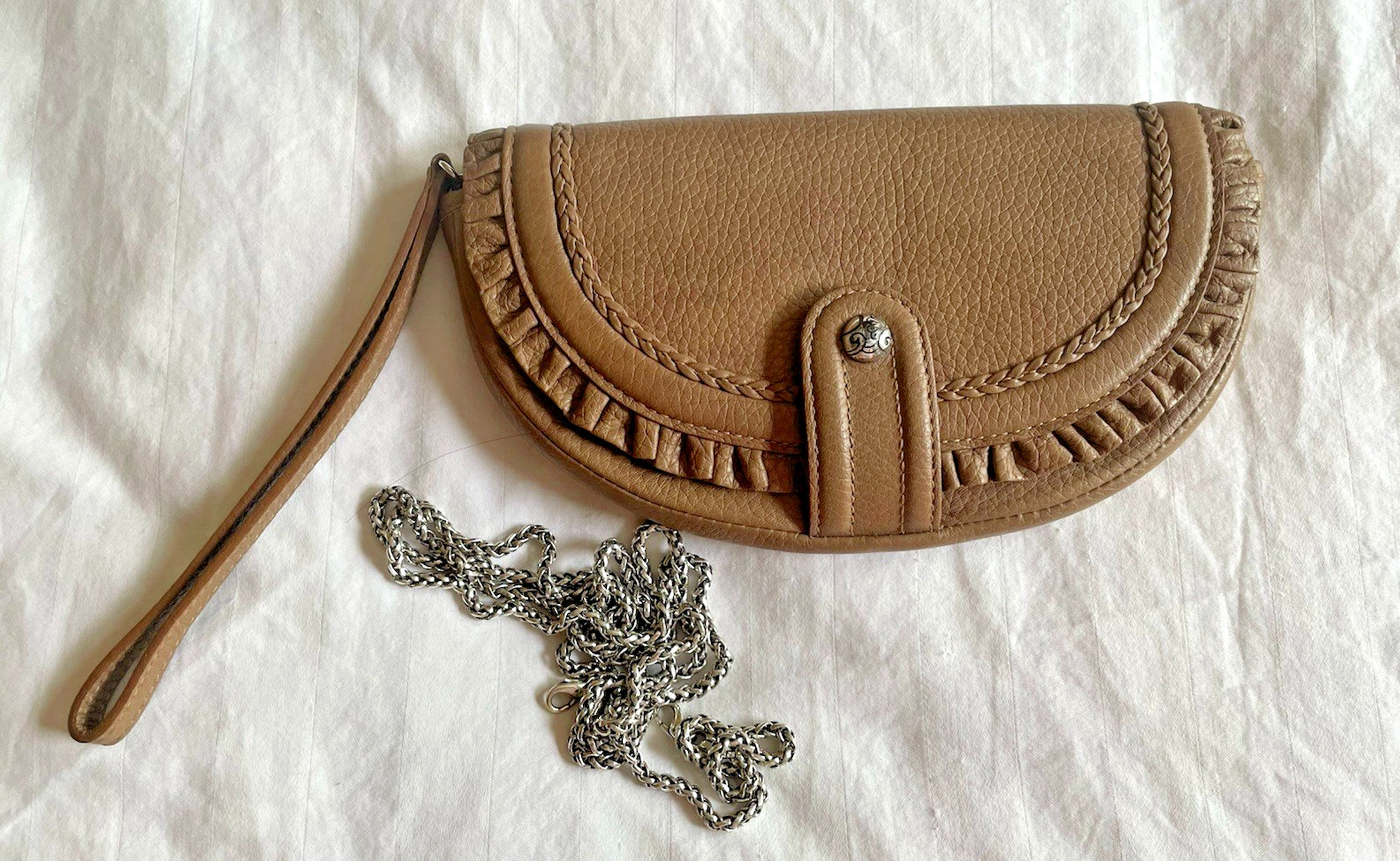 NWOT Brighton, Half Circle, Frilled Leather Wallet, Cross Body Purse Chain
