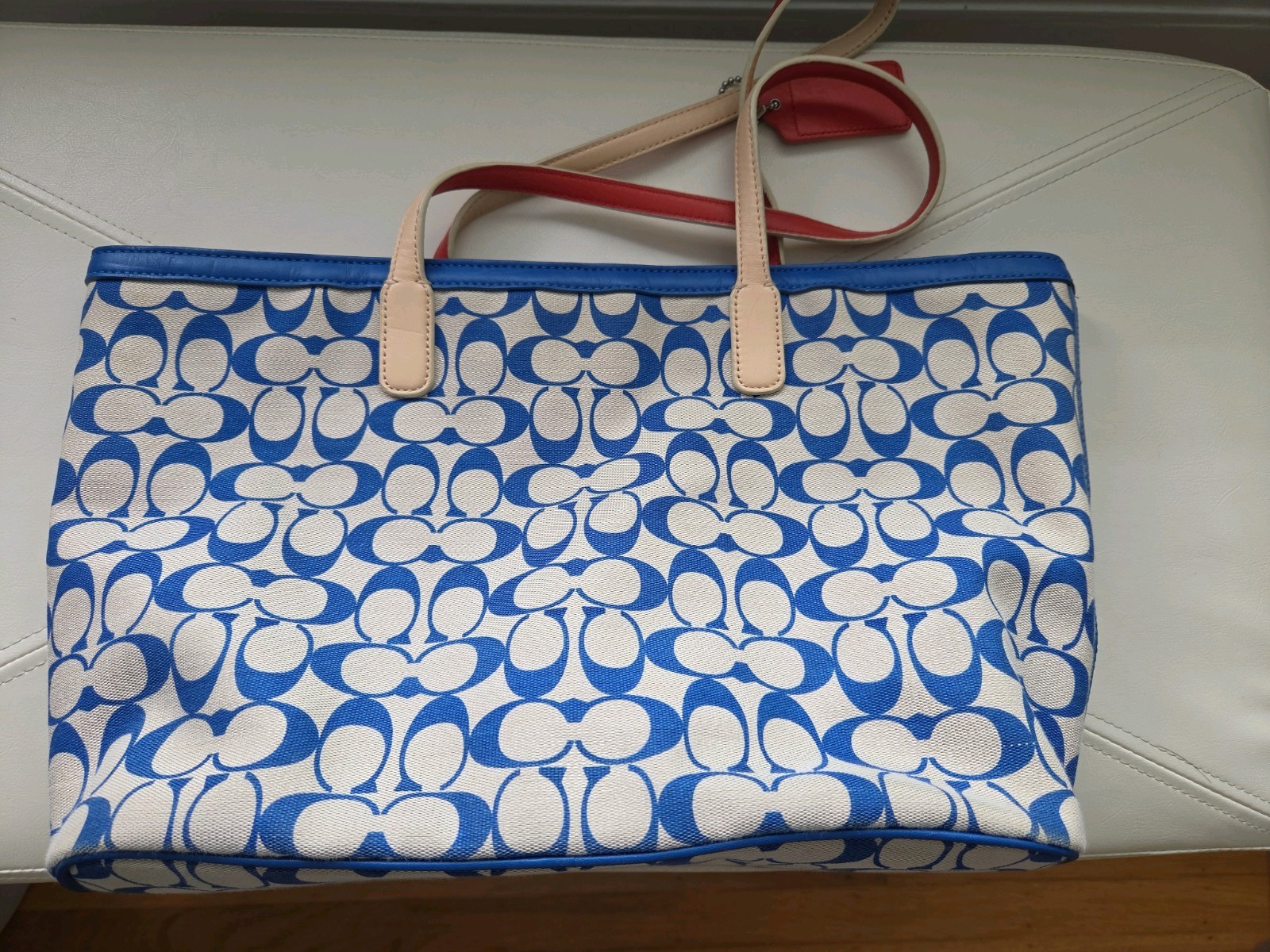 Coach 23465 Weekender Signature C Medium Zip Tote Blue & Beige Jacquard Red