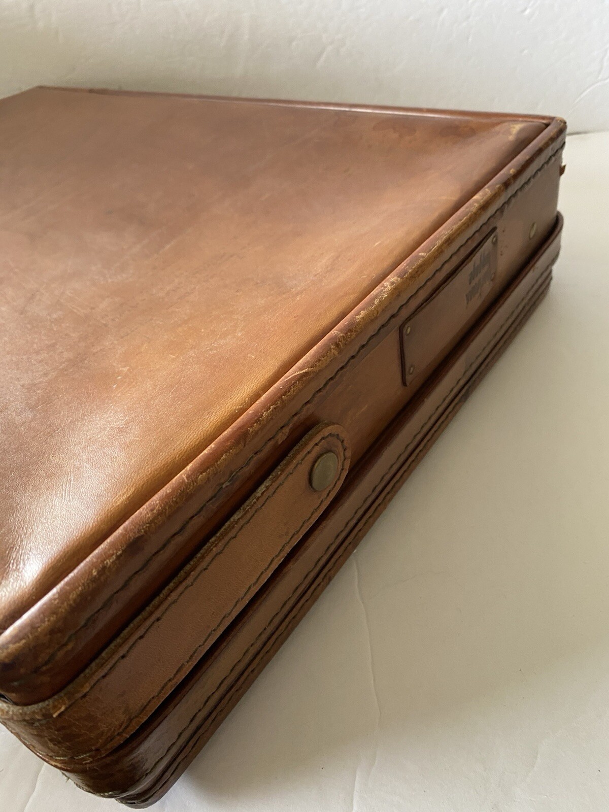 Vintage Hartmann Belting Leather 18 Inch Attache Briefcase Brown