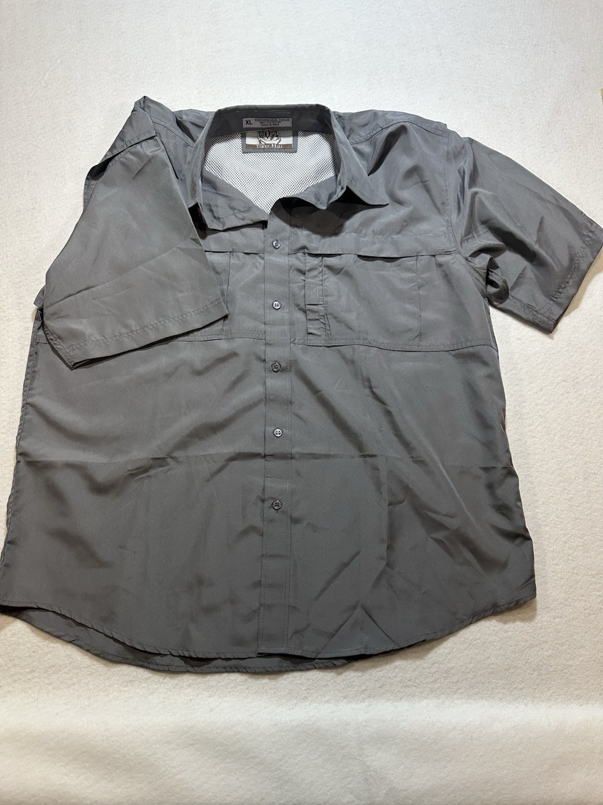 NWT Tiger Hill Men’s XL Gray Vented Performance Poplin Shirt