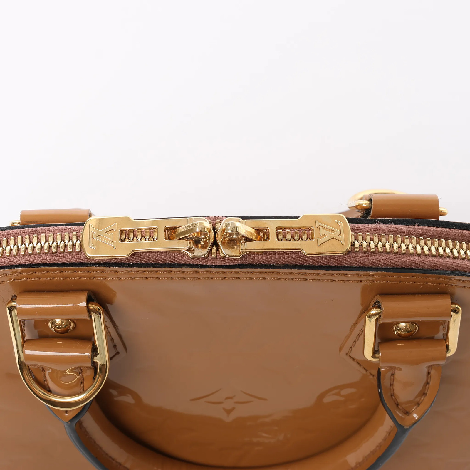 Louis Vuitton Alma BB Monogram Vernis 2Way Handbag in Brown M91585