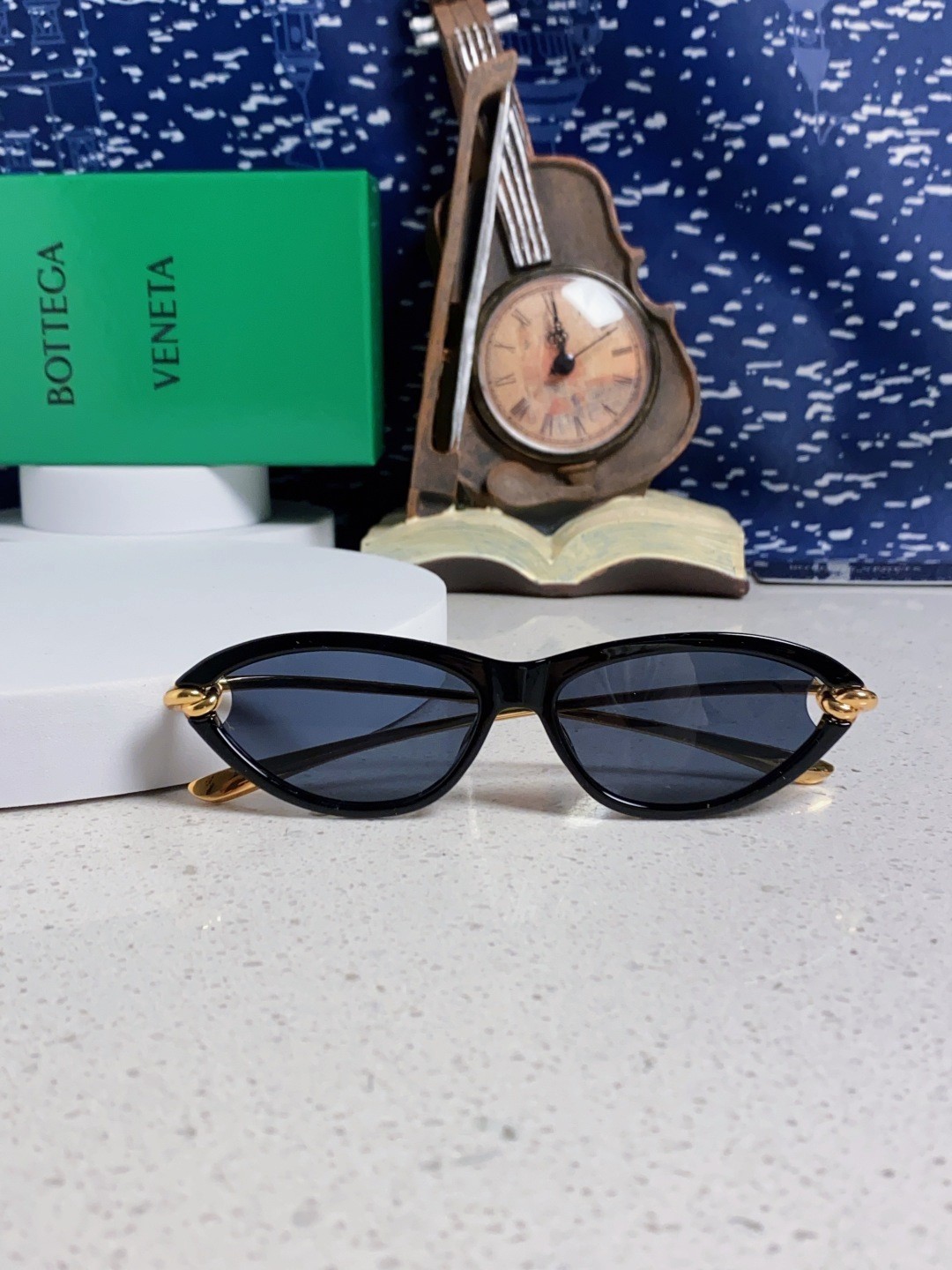 Bottega Veneta Women’s Sunglasses Model BV1390