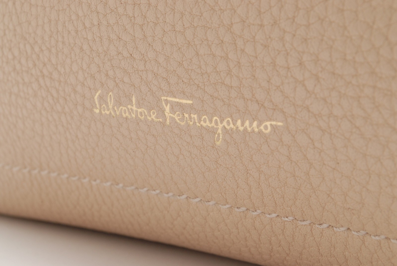 Salvatore Ferragamo Shoulder Hand Bag AMY Gancini Leather Pink Beige