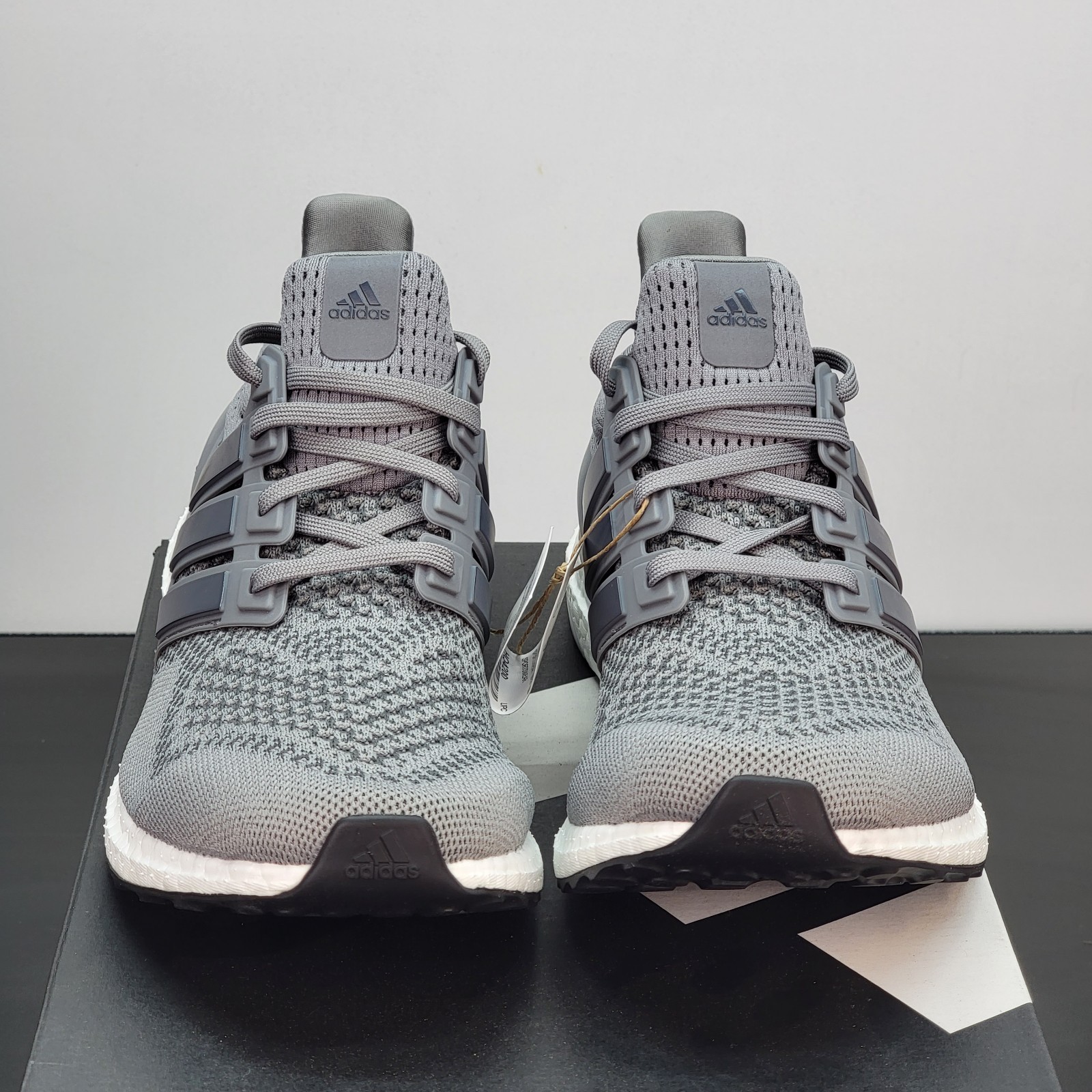Adidas Ultraboost 1.0 DNA Men’s Size 13 Running Shoes Gray Athletic Sneakers