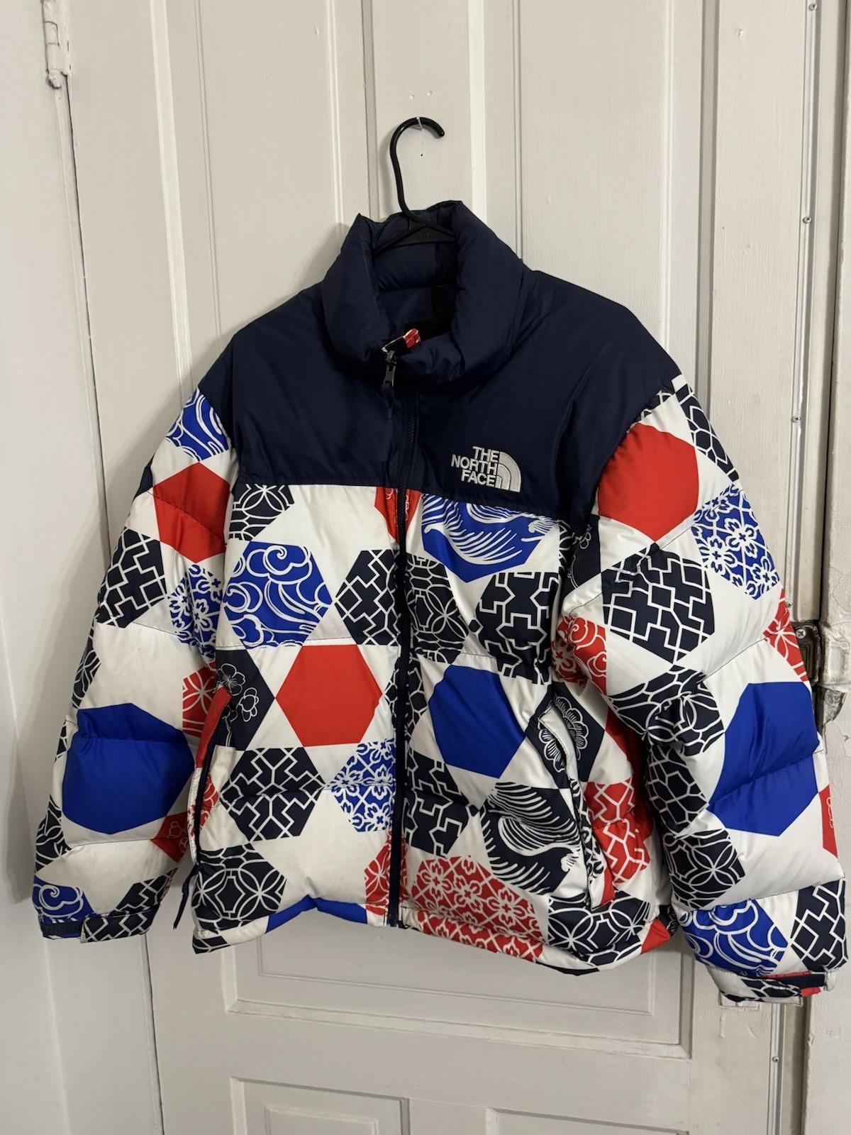 The North Face International Print Nuptse Jacket Size Large