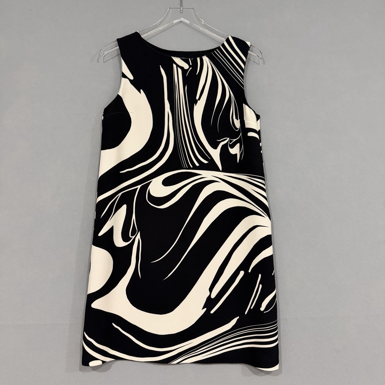 Fuzzi Dress Women’s Size IT 42 US 6 Black Two-Tone Sleeveless Mini Crepe Dress