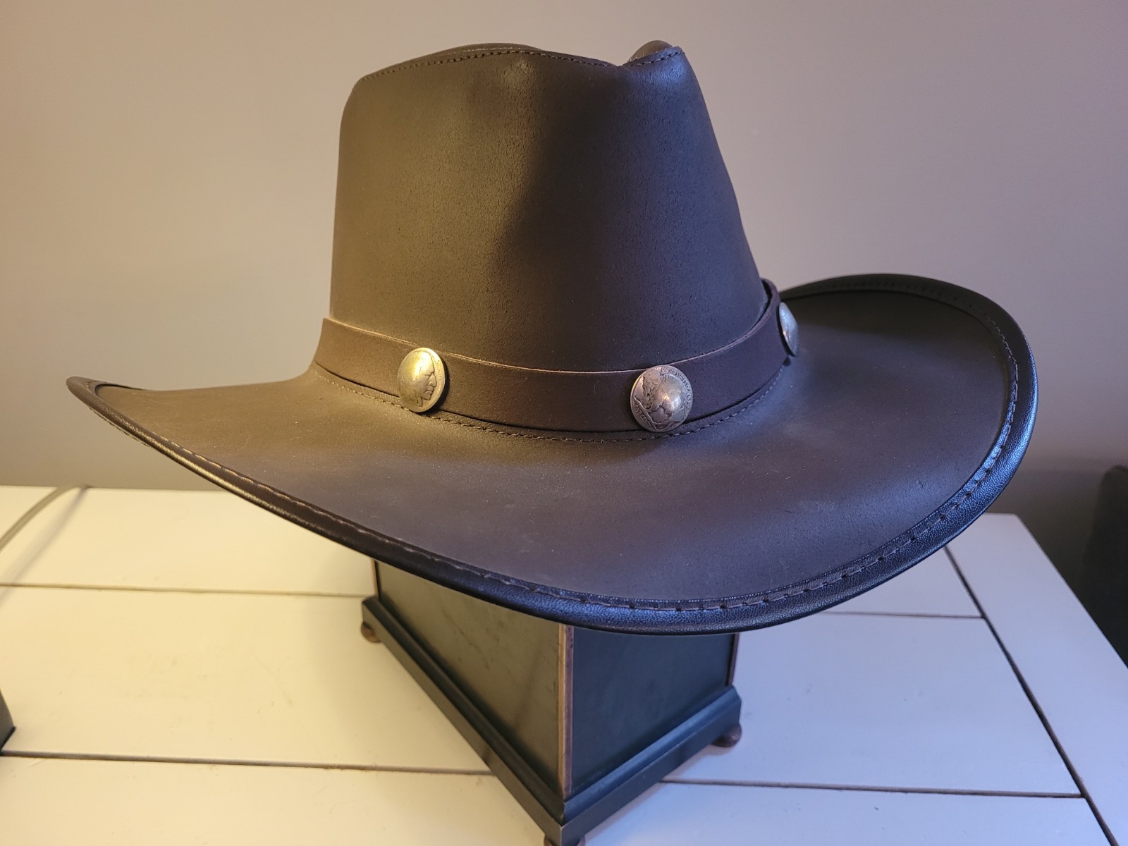 Head N home hat Plainsman Leather Hat
