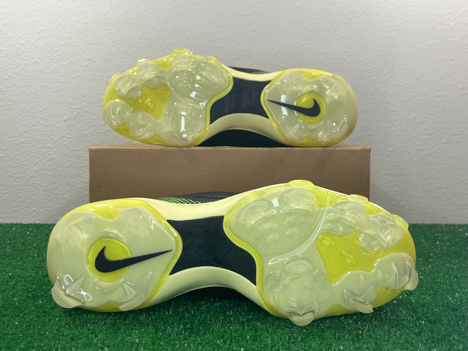 Sz 9 Men – Nike Air Griffey 2 MCS Black Volt Baseball Cleats Plastic NEW HF1579