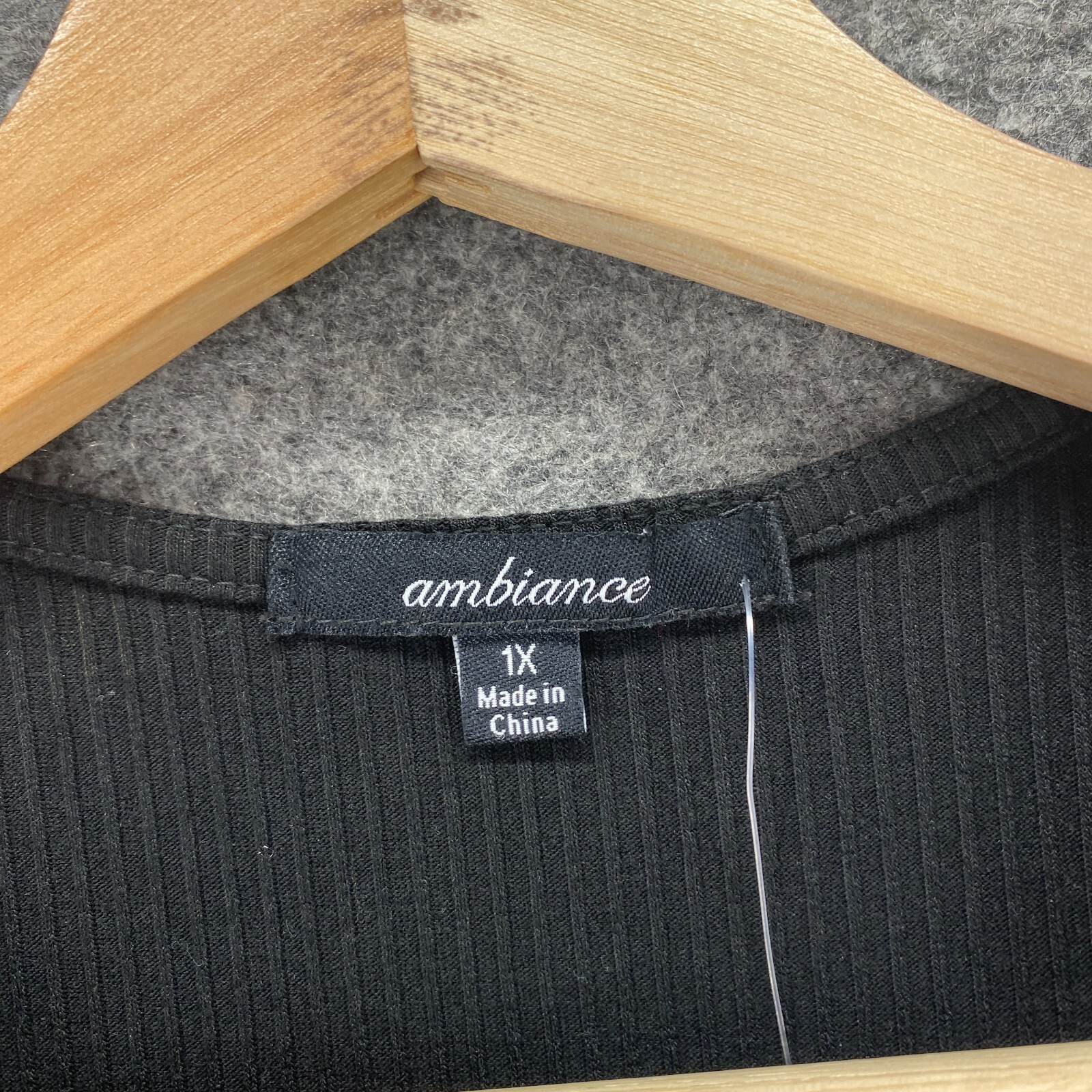 New Ambiance Top Women 1X Plus Black V-Neck Tasseled Sleeveless Wide Strap Blous