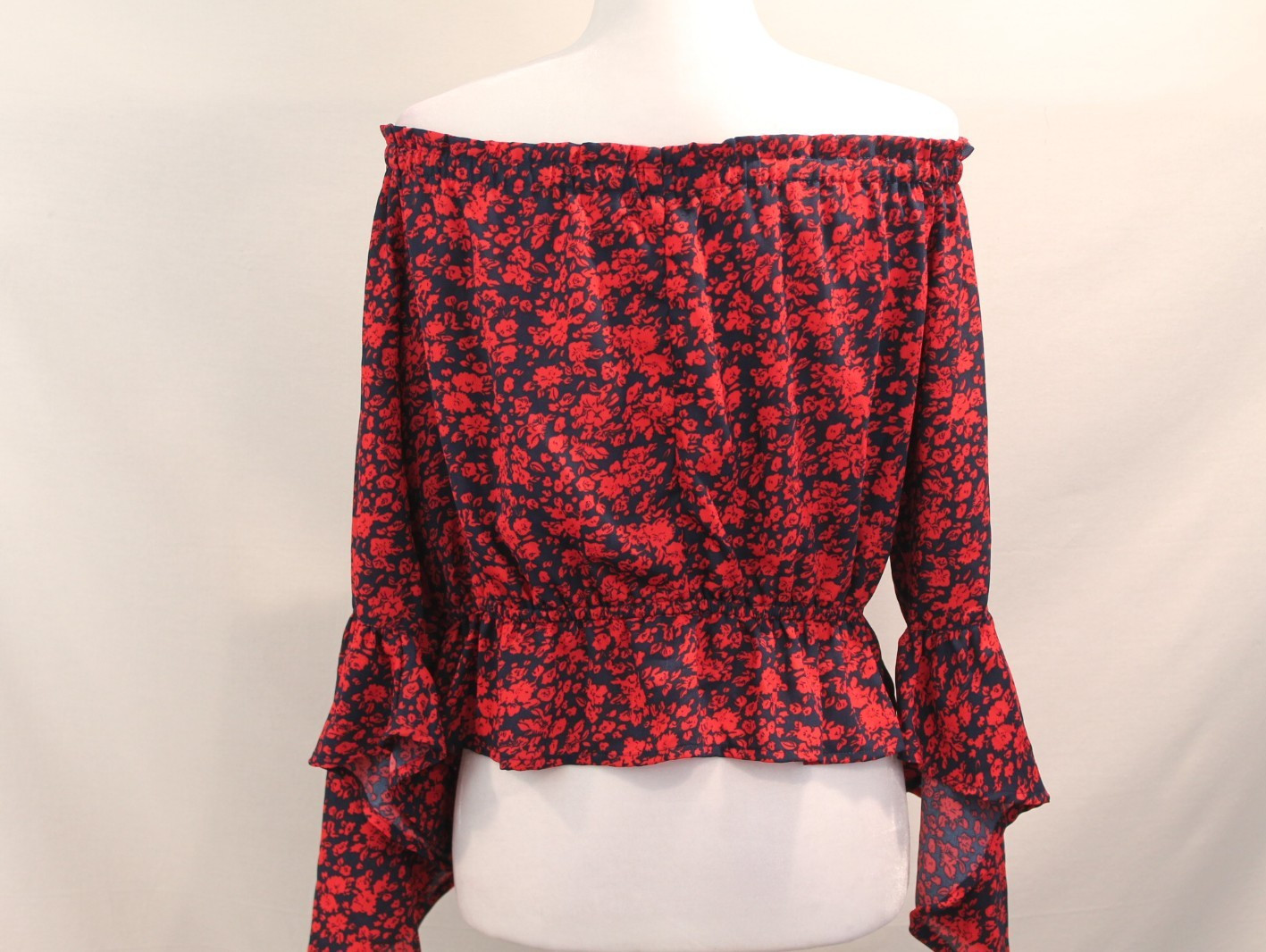 Express Off the Shoulders Top Womens size L Red Blue Floral Long Flare Sleeves