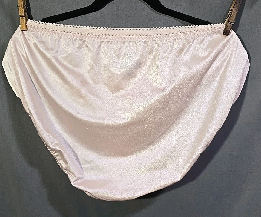 Vanity Fair Radiant Collection Light Control Undershapers 3 Pack Hi-Cut 5XL