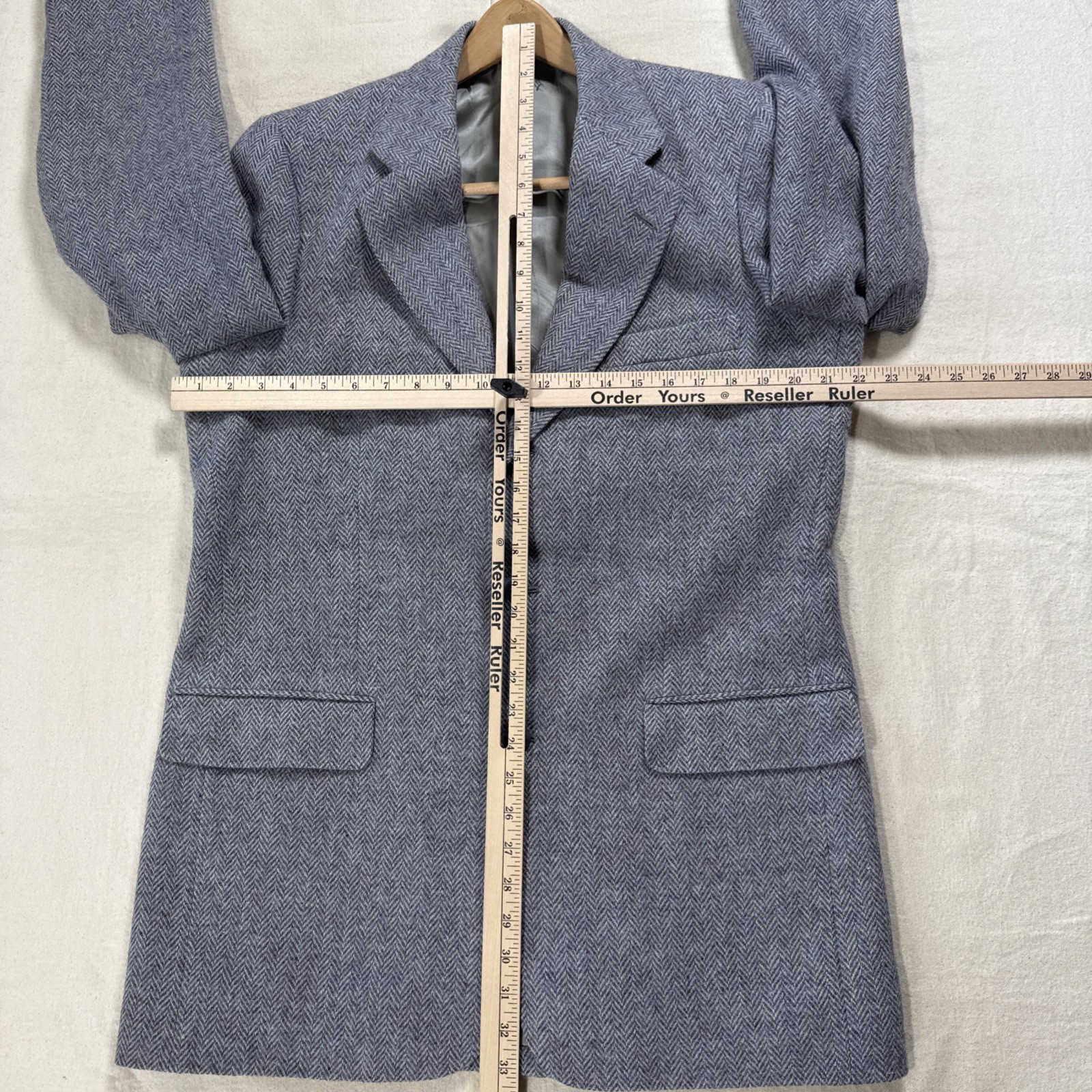 Harris Tweed Mens Grey Herringbone Wool Blazer Sport Coat Handwoven Scotland