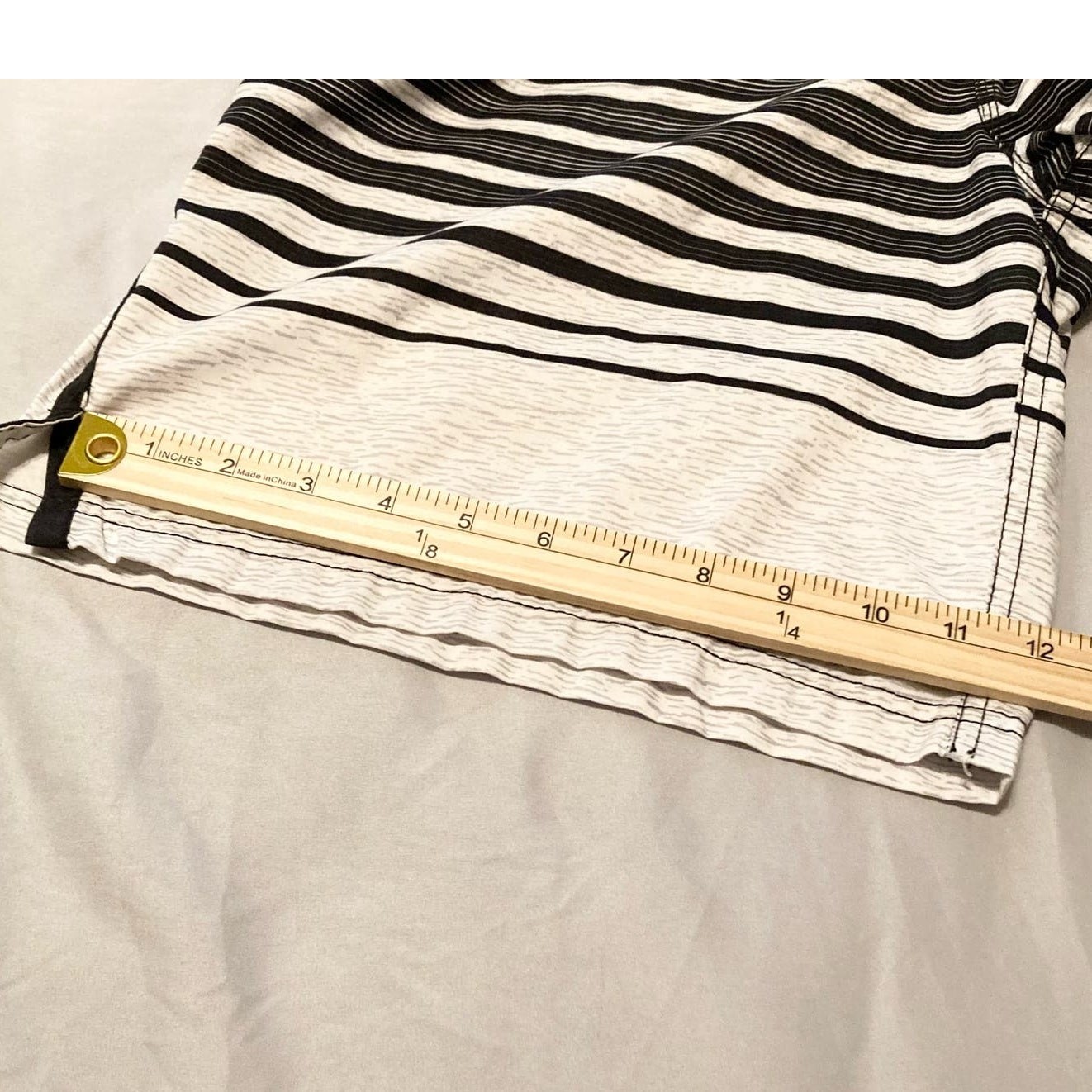 U.S. Apparel Swim Trunks Men Large Black Grayish White Stripe Drawstring Beachy