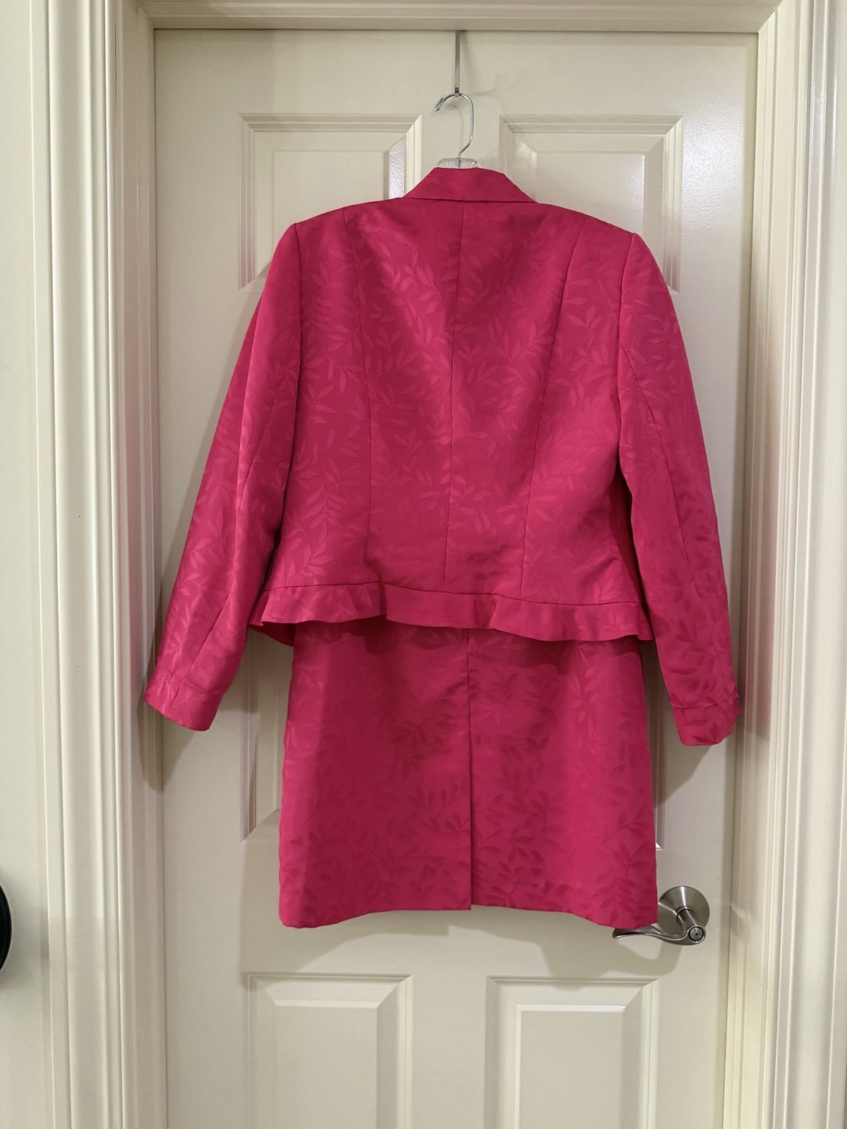 collection for Le Suit women 2- piece skirt suits size 10