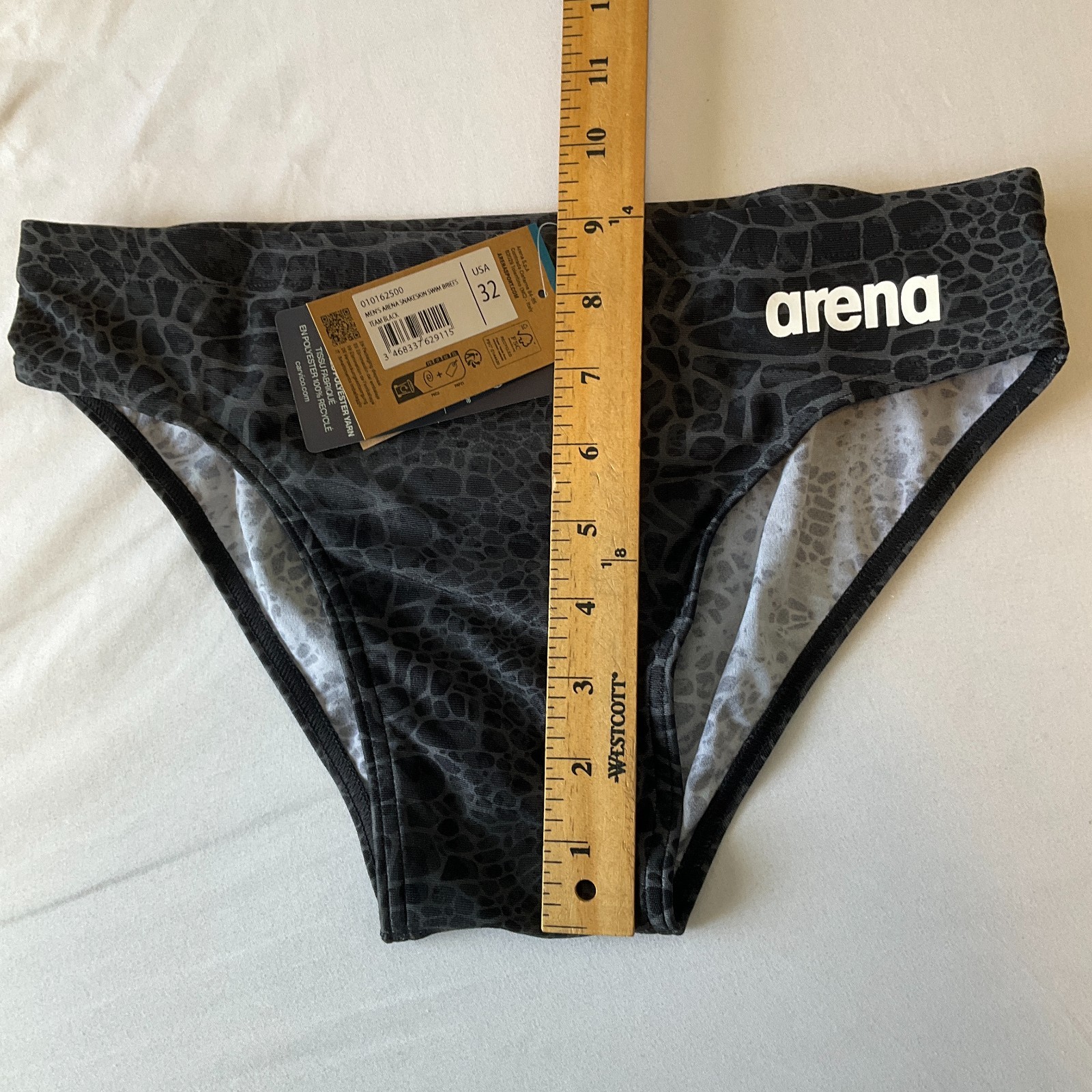 Arena Performance Swimsuit Mens Size 32 Black Snakeskin Swim Briefs Quick Dry
