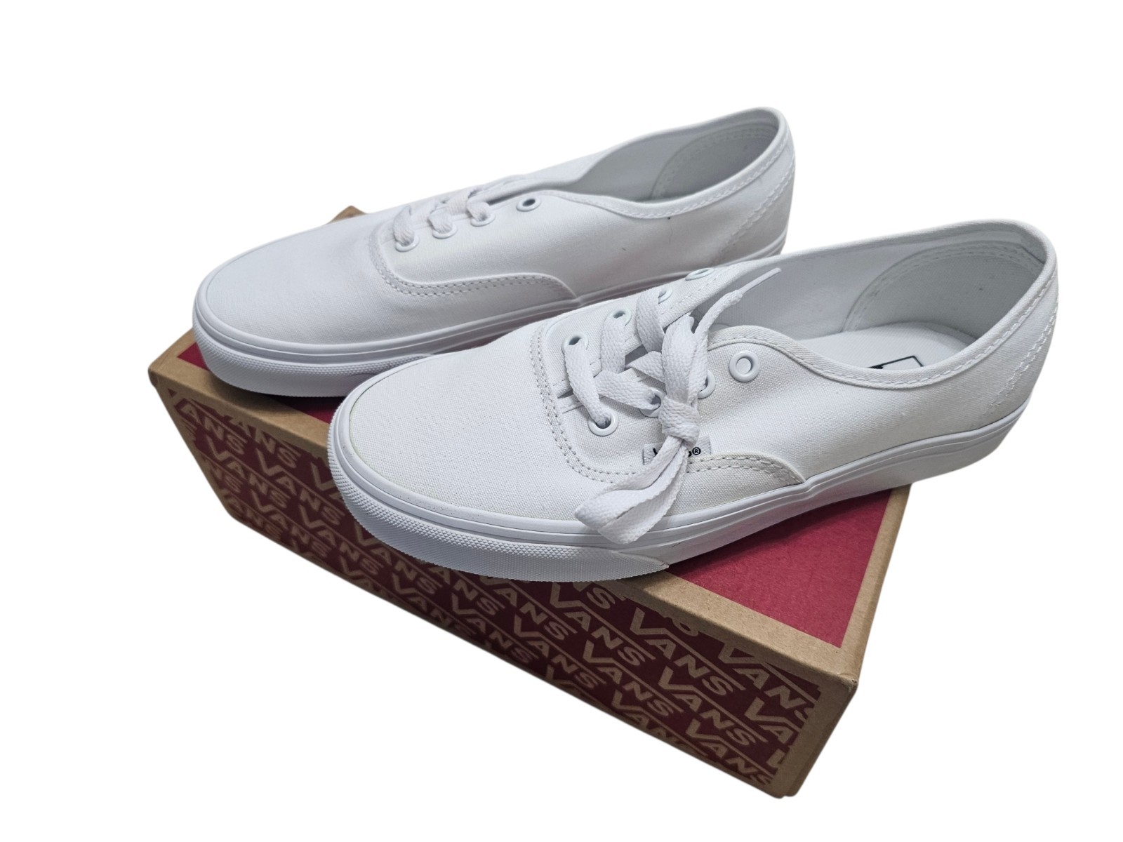 New In Box Vans Authentic True White Unisex M6 W7.5