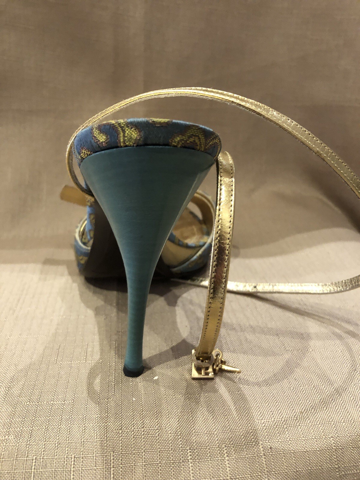 Gorgeous Cesare Paciotti Jacquard Silk Heels Shoes 3 81/2 Excellent Cond.