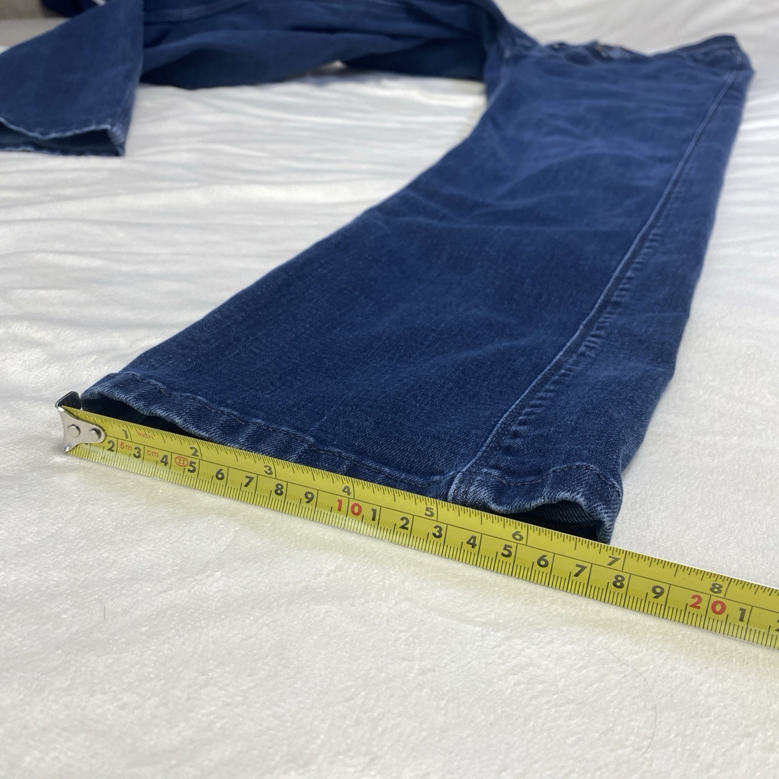 DUER Jeans Men’s 30×32 Dark Wash Straight Fit Performance Denim Stretch Comfort