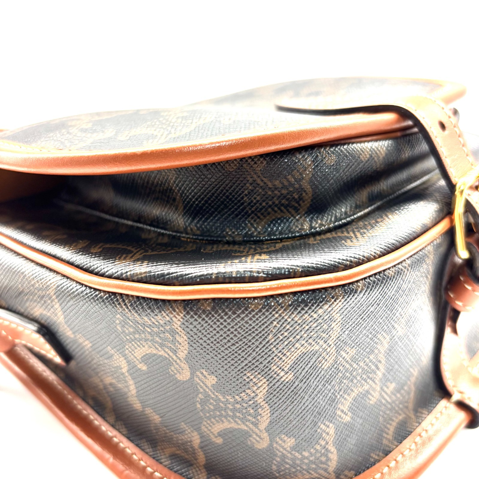 Pre owned Celine Triomphe Canvas Medium Folco Bag Tan | H24576