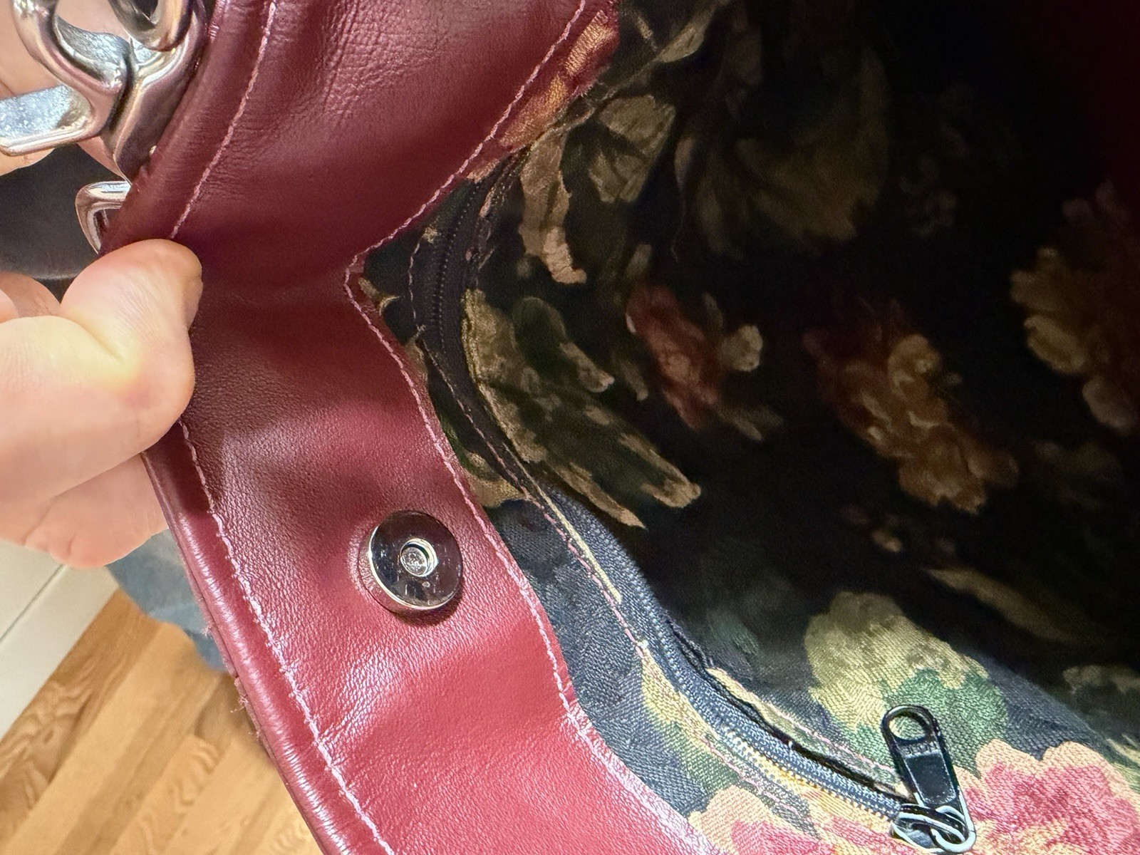 Designs by Judy Burgandy handbag new without tags..Floral tapestry lining