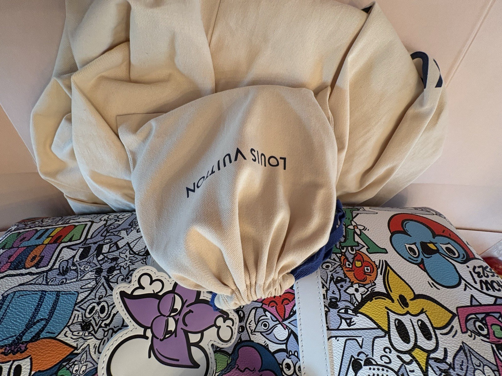 LOUIS VUITTON 2023 Comics White Multi Monogram Keepall Bandouliere 50 BRAND NEW