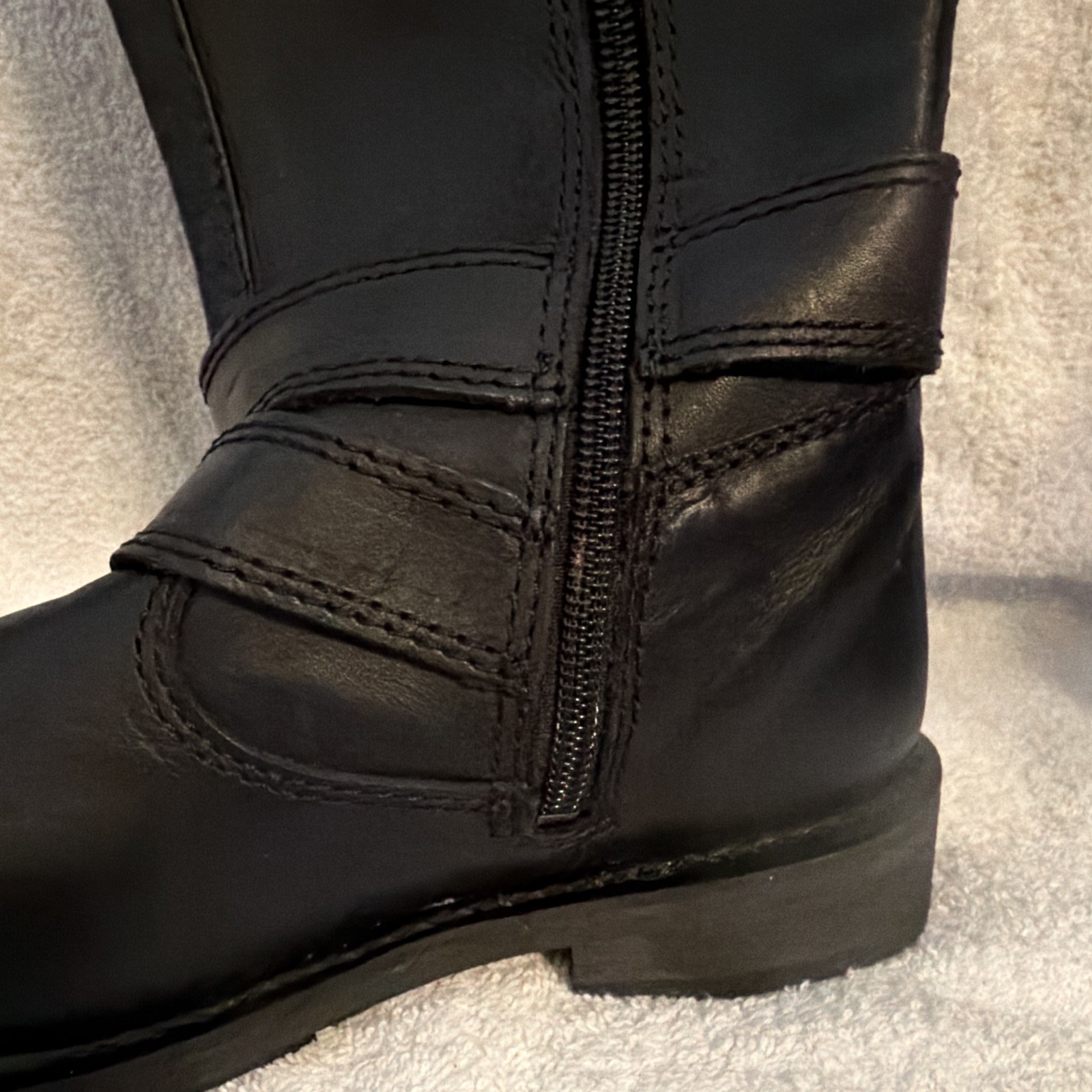 Harley-Davidson Women’s Tall Leather Biker Boots Size 6.5 Buckle & Studs